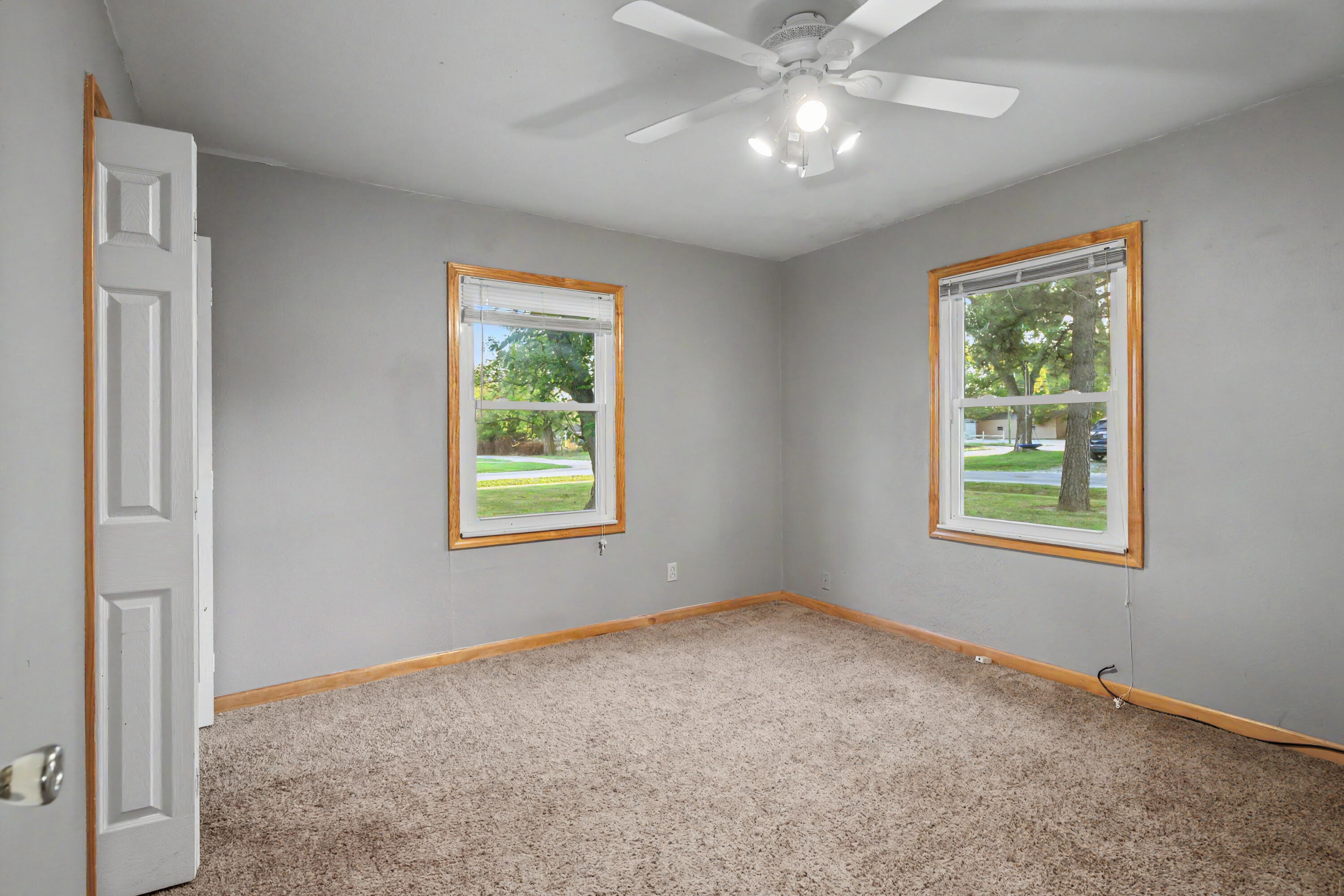 1001 East Airport Road Property Photo 22