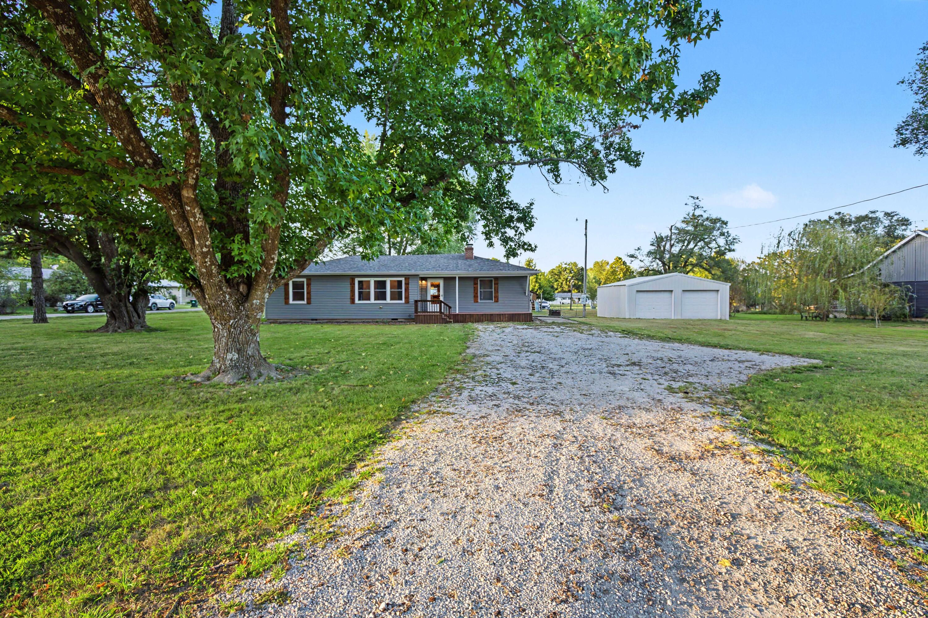 1001 East Airport Road Property Photo 24