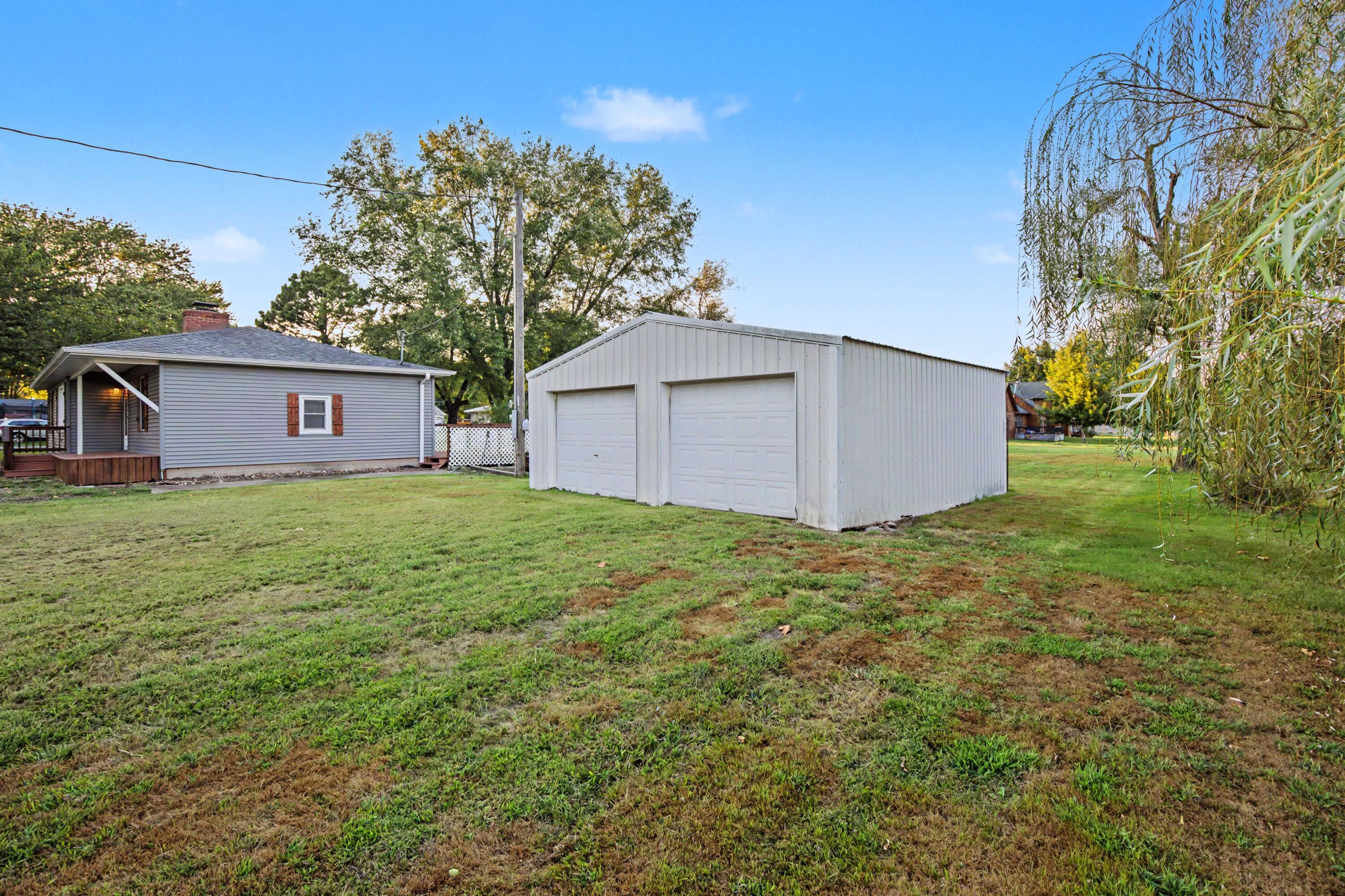 1001 East Airport Road Property Photo 26