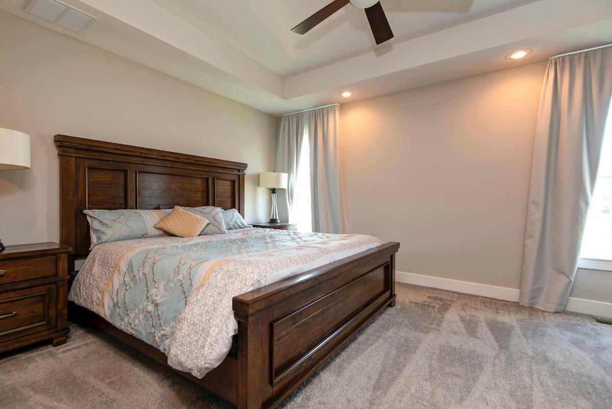 707 North Fox Hill Circle Property Photo 12