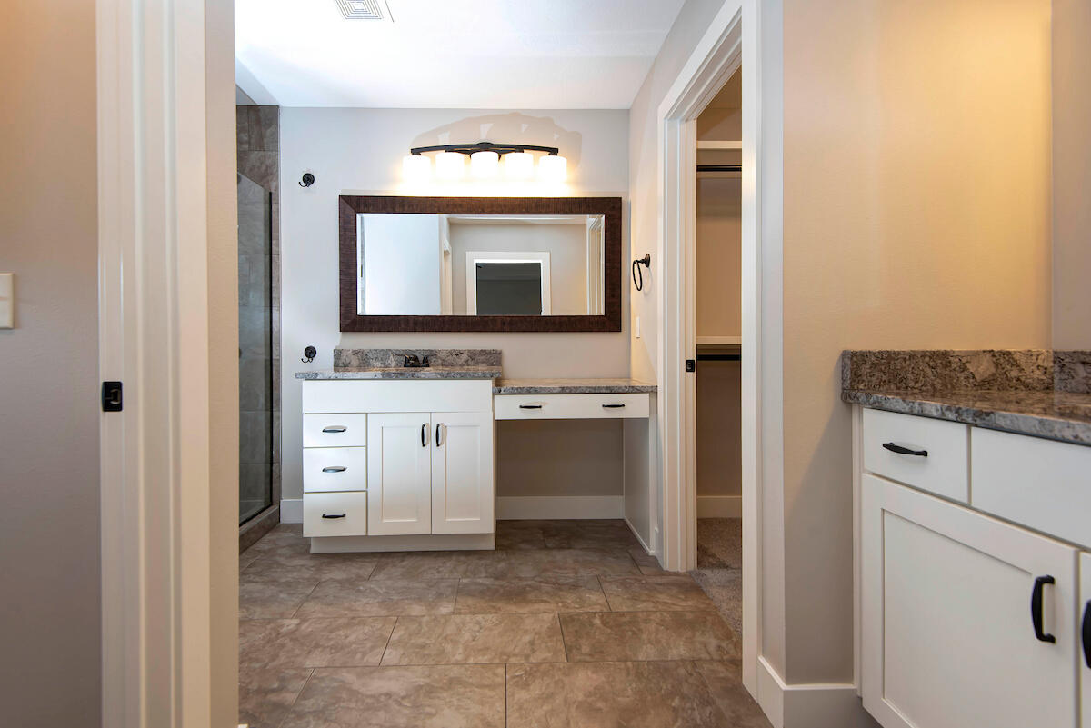 707 North Fox Hill Circle Property Photo 14