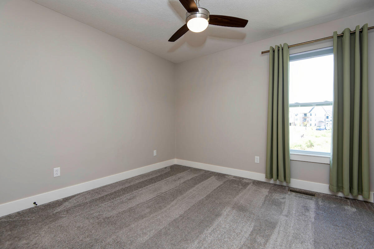 707 North Fox Hill Circle Property Photo 19