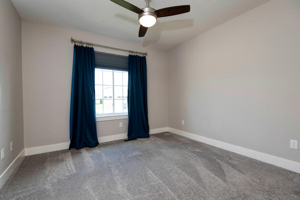 707 North Fox Hill Circle Property Photo 20