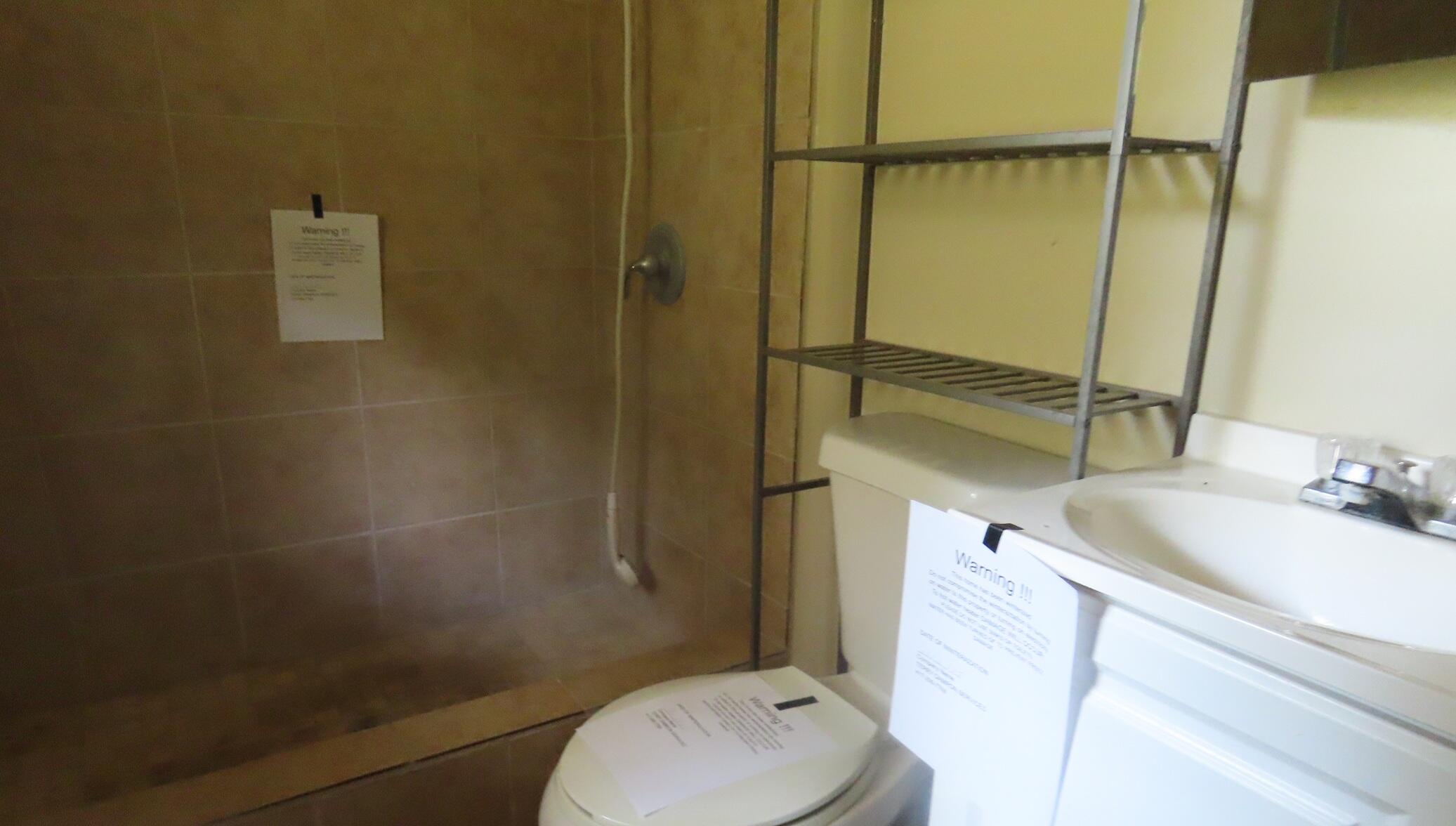 855 Camelot Property Photo 10