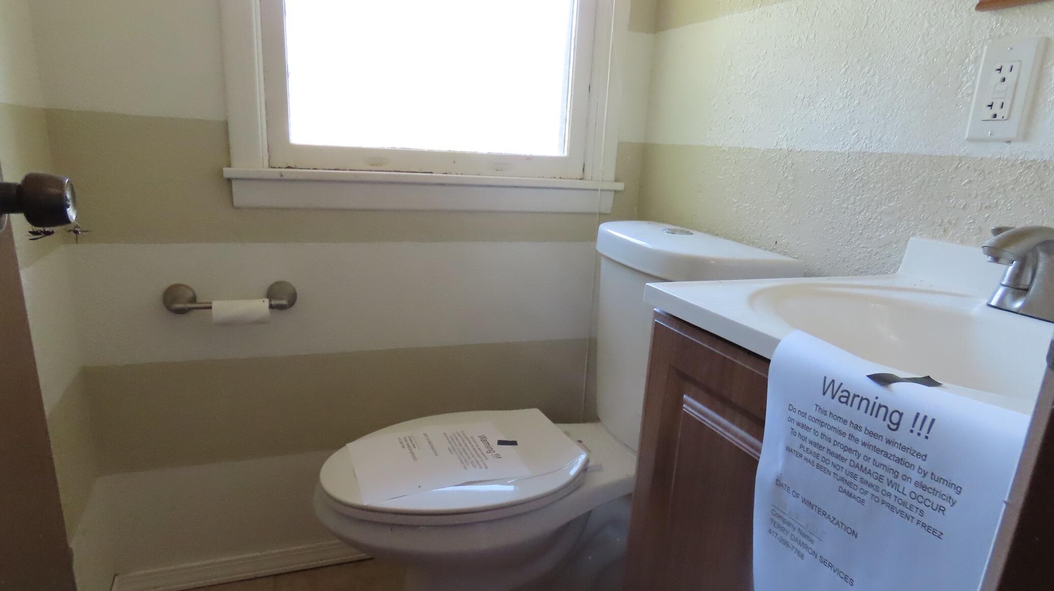 855 Camelot Property Photo 11