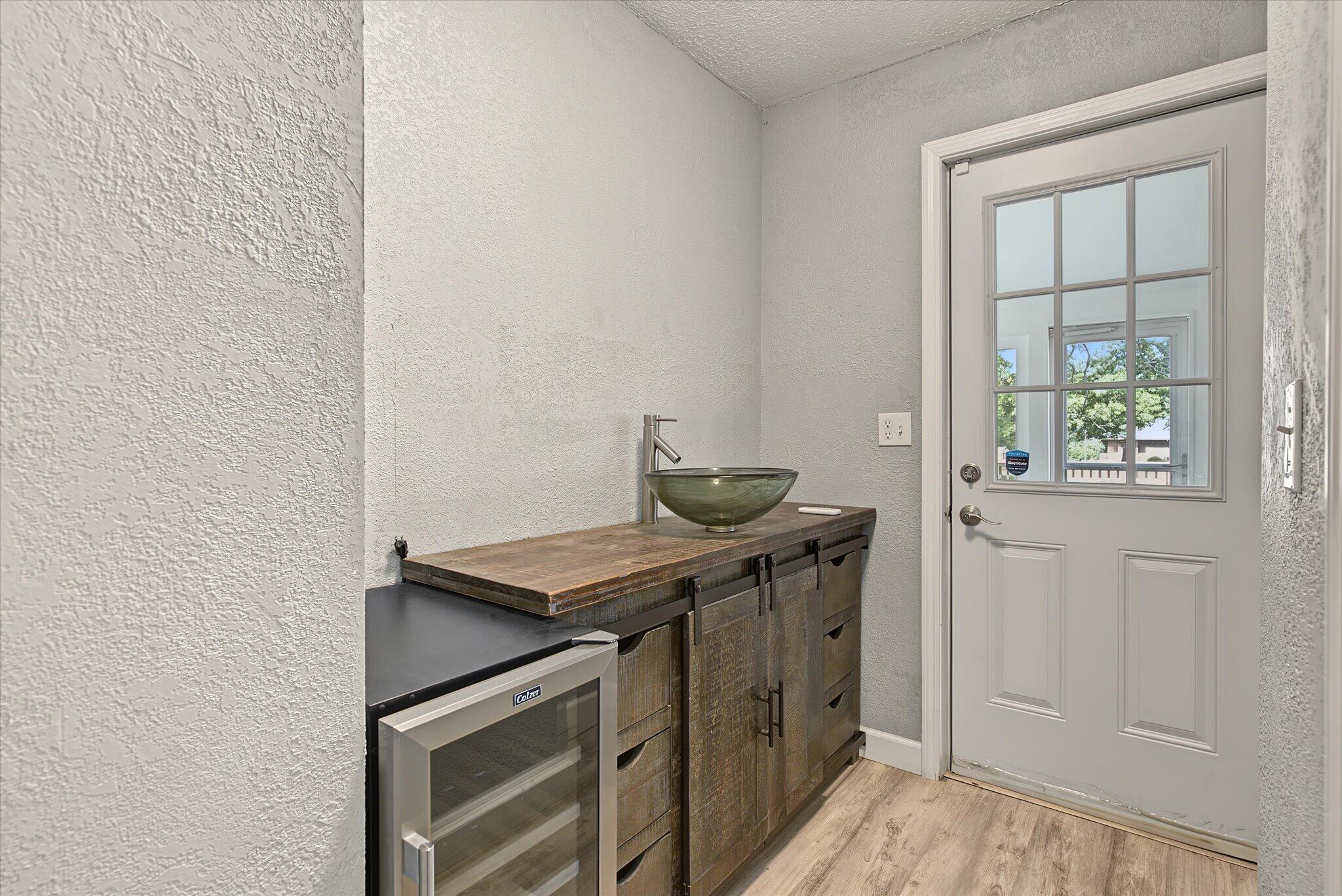 1511 East Groves Drive Property Photo 16
