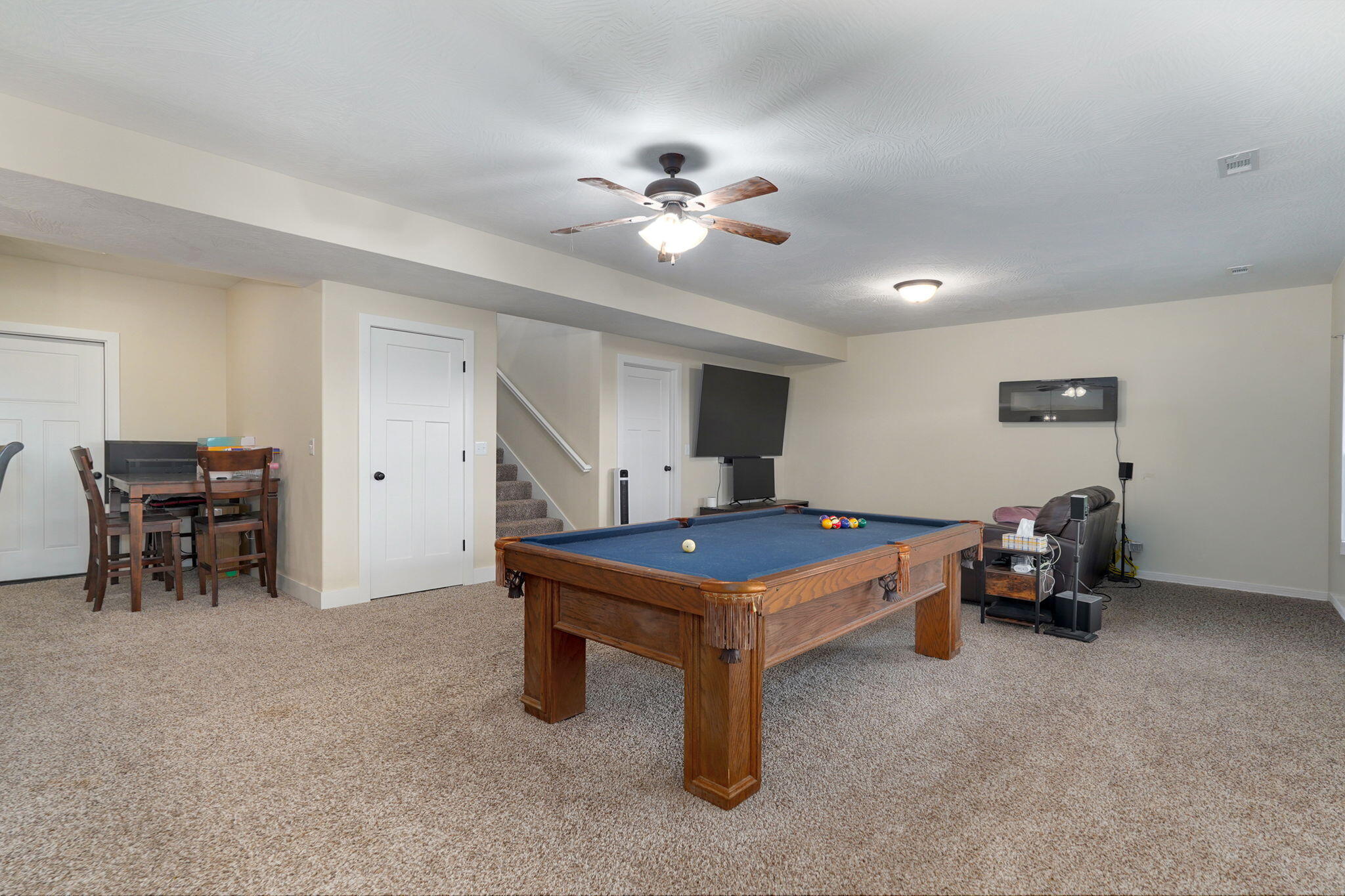 2741 West Fishhook Avenue Property Photo 23