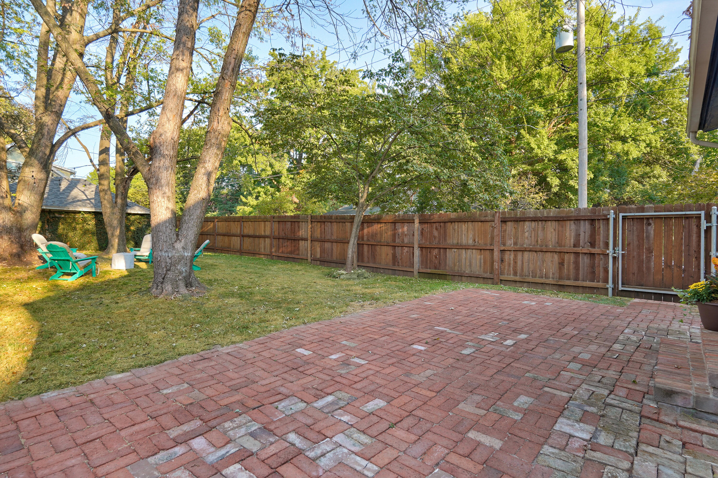 1351 North Summit Avenue Property Photo 28