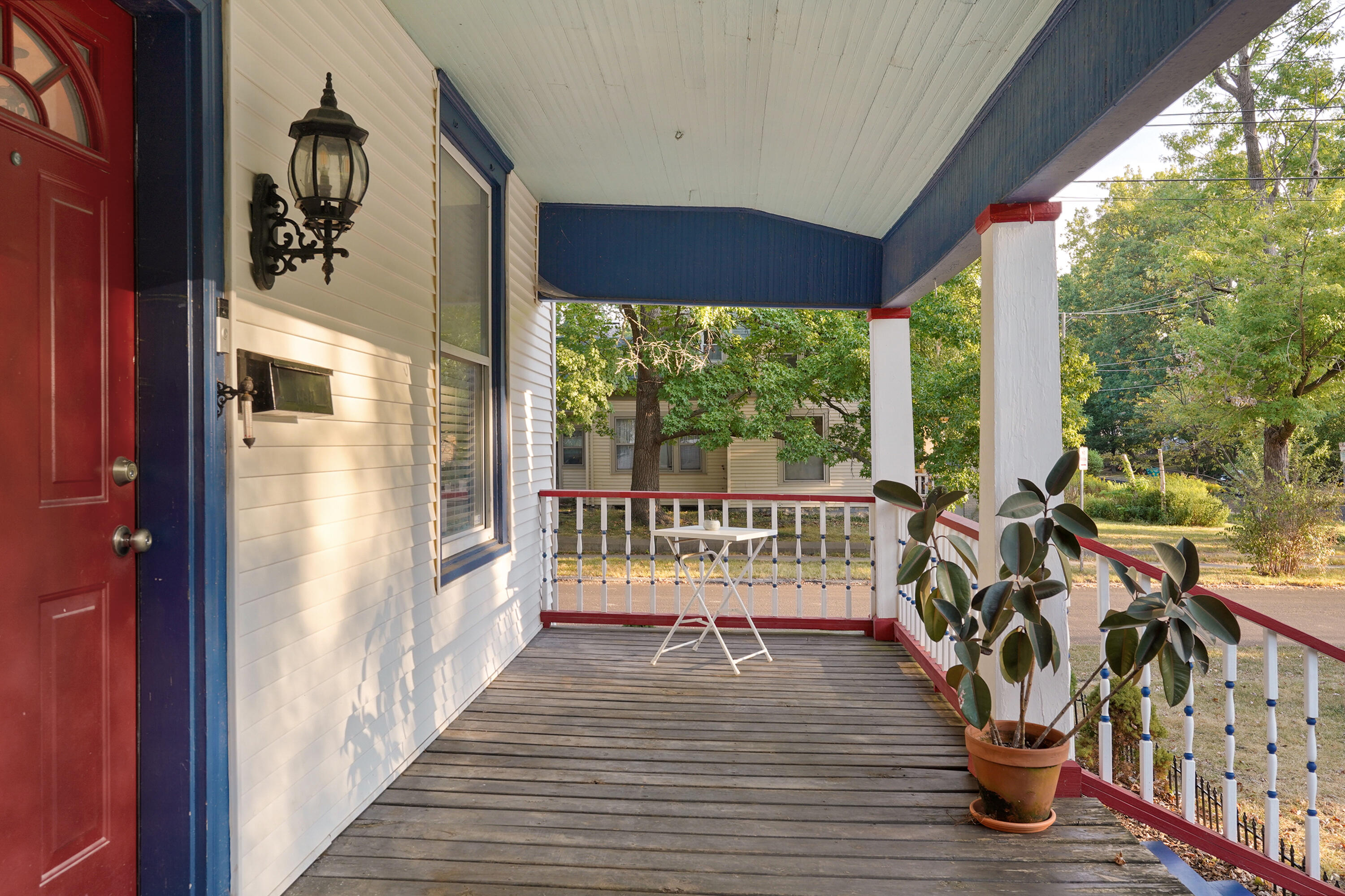 1351 North Summit Avenue Property Photo 38