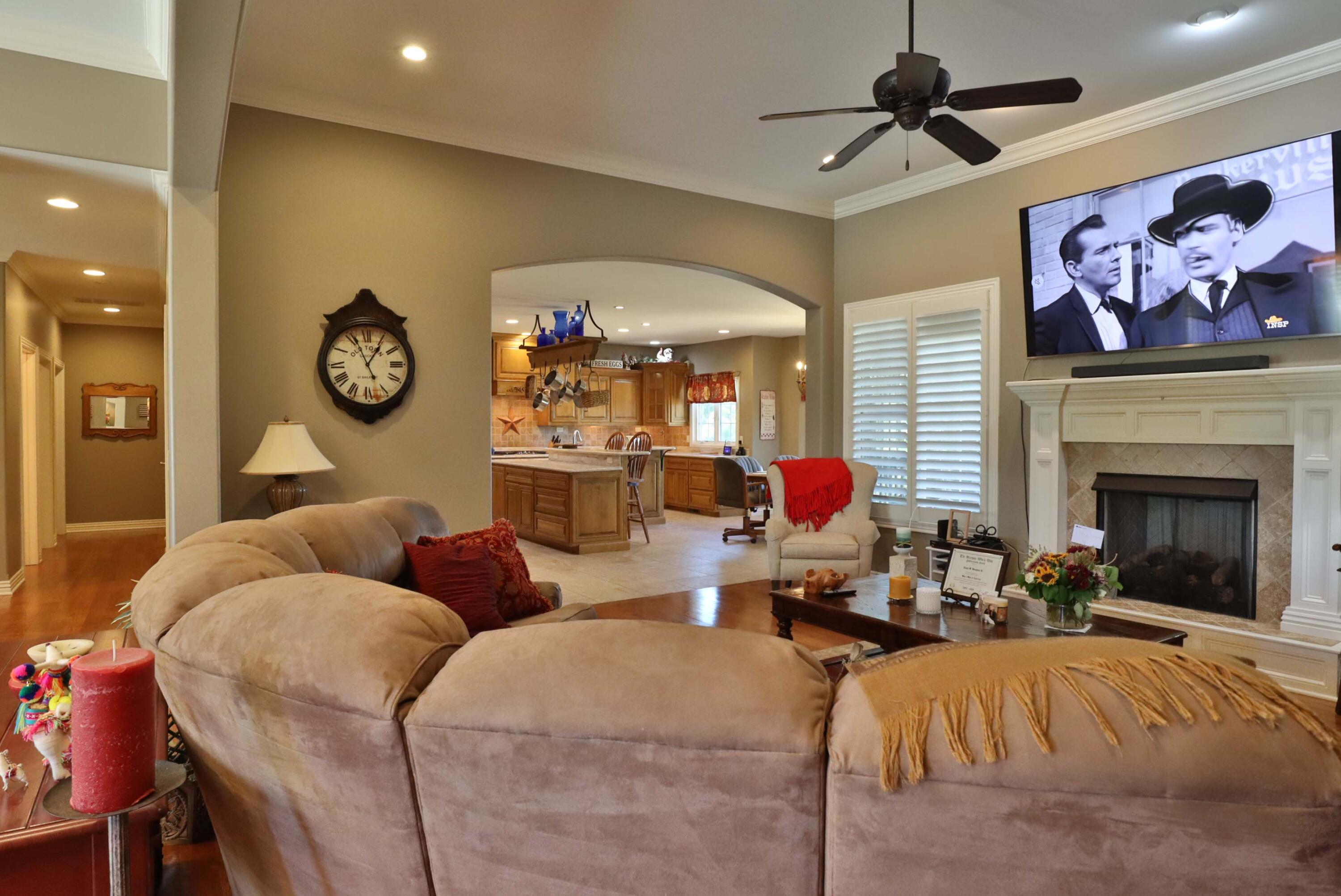 905 West Rufina Court Property Photo 12