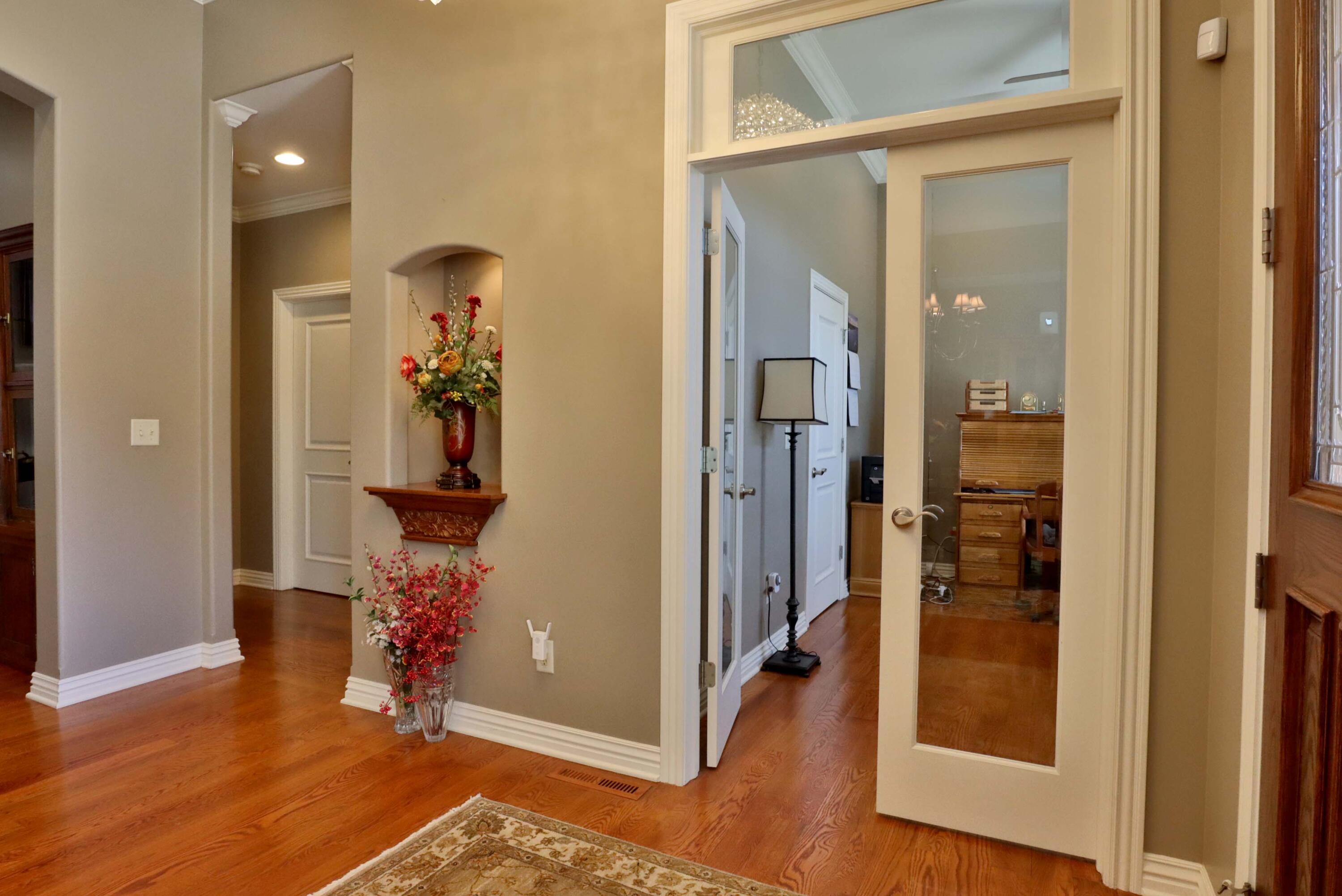 905 West Rufina Court Property Photo 20