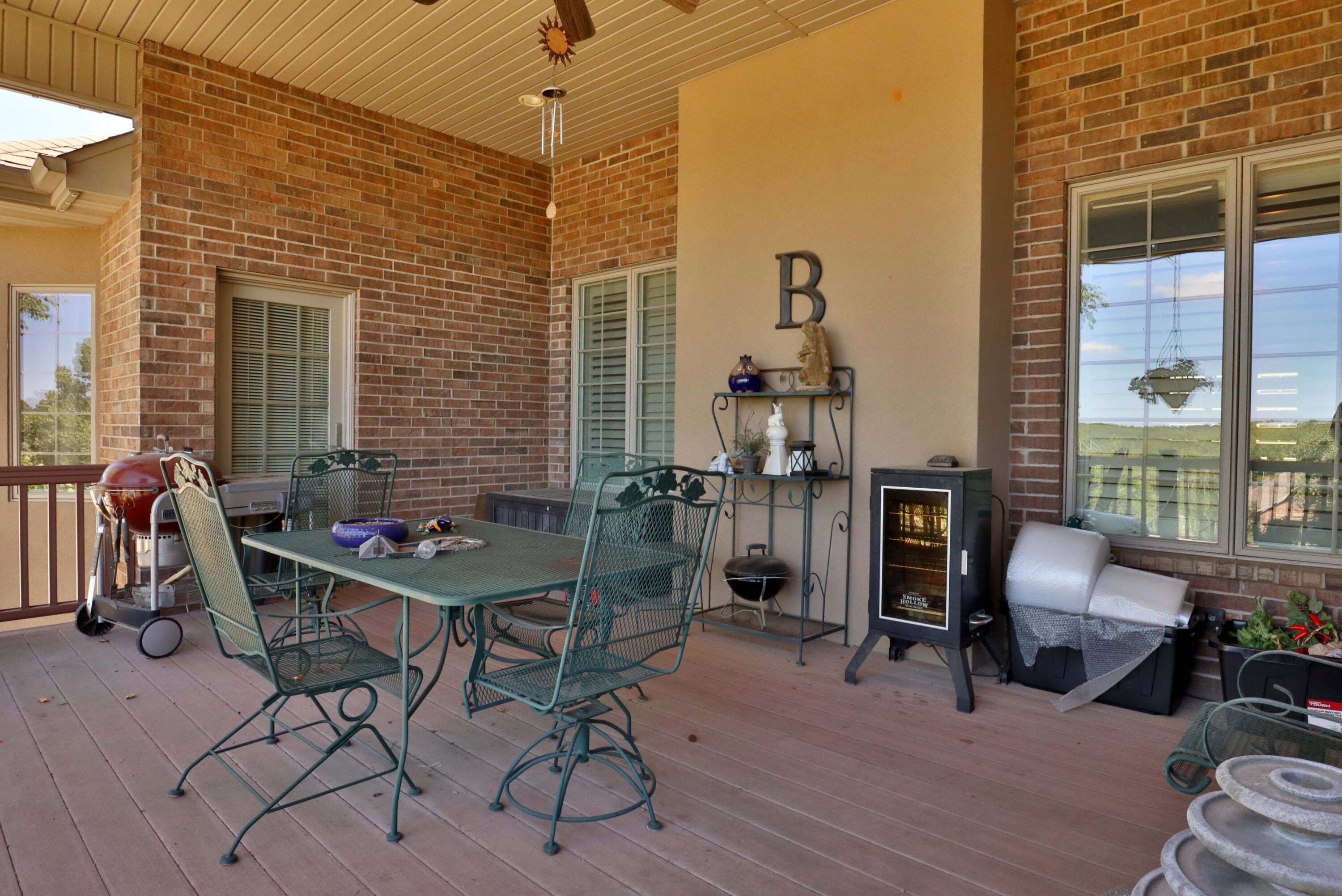 905 West Rufina Court Property Photo 36