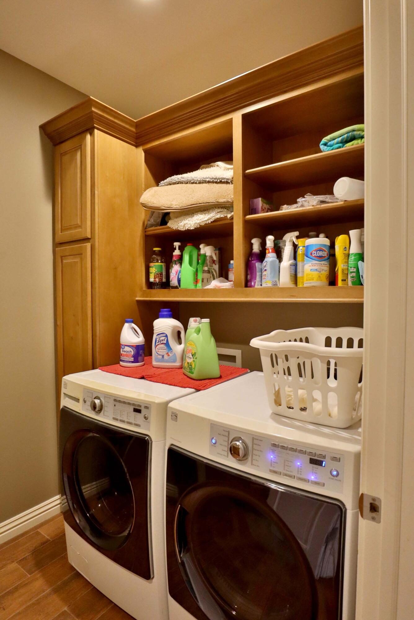 905 West Rufina Court Property Photo 46