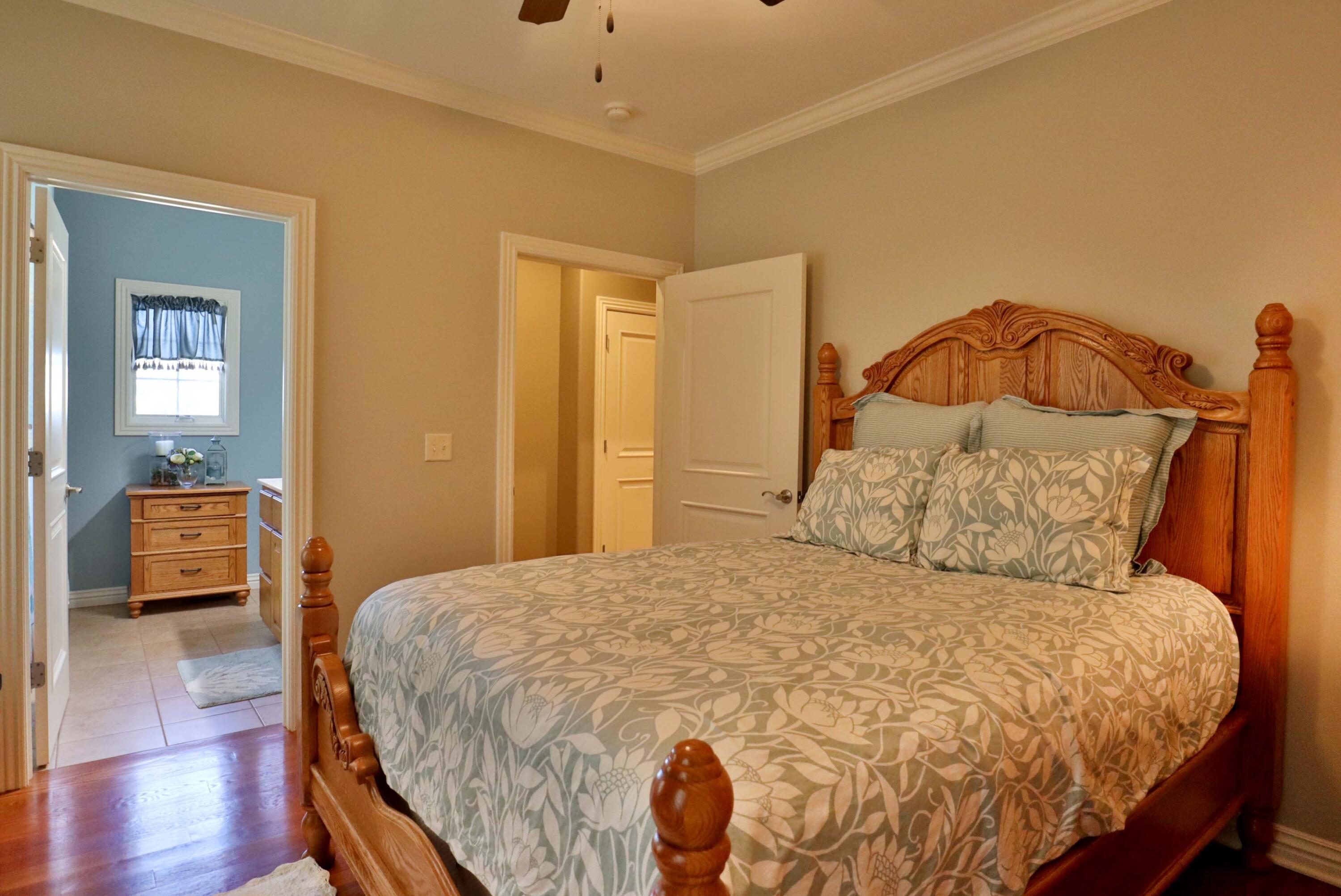 905 West Rufina Court Property Photo 59