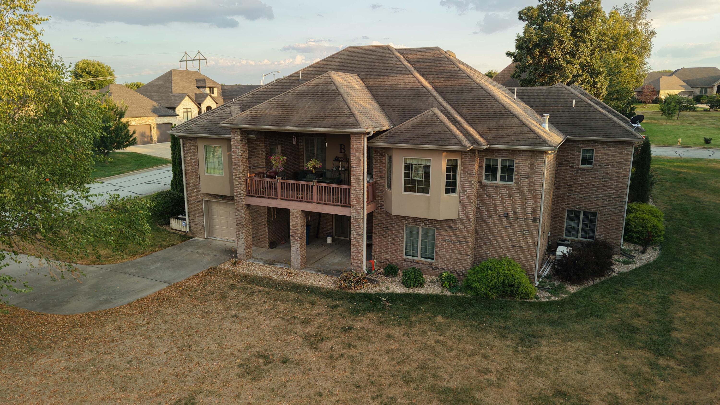 905 West Rufina Court Property Photo 95