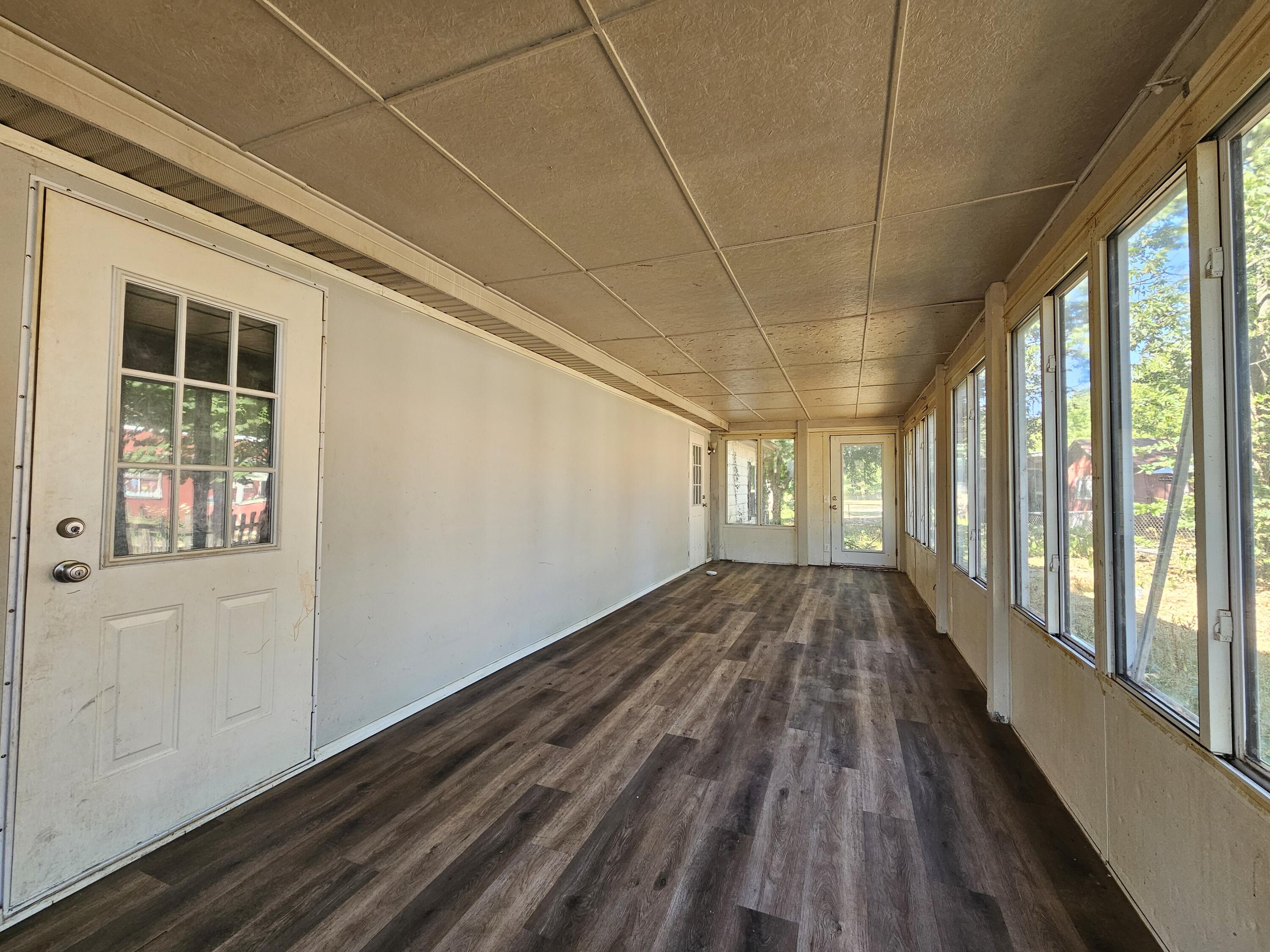 503 South Miller Road Property Photo 6