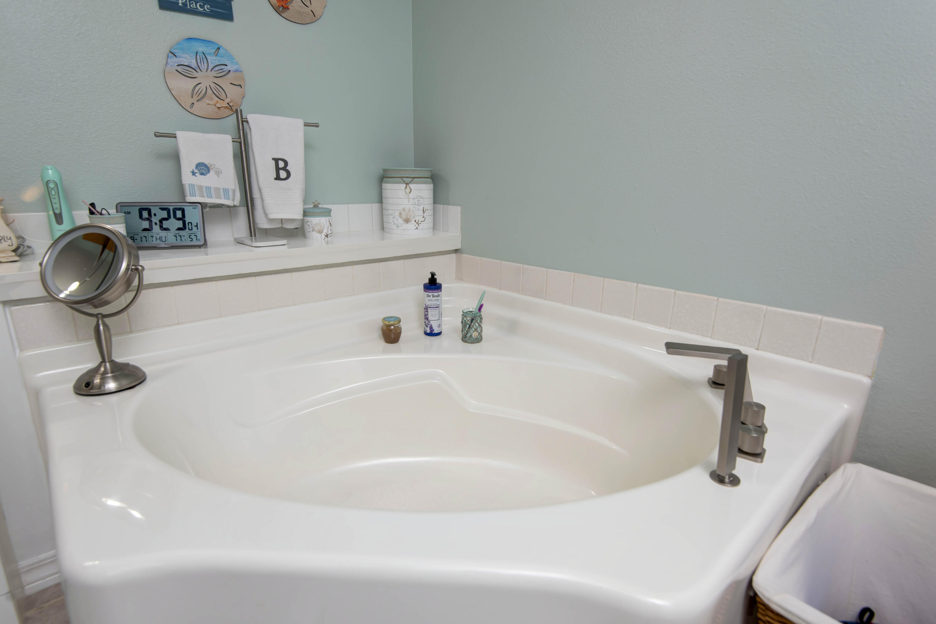 12055 Bridge Mountain Drive Property Photo 17