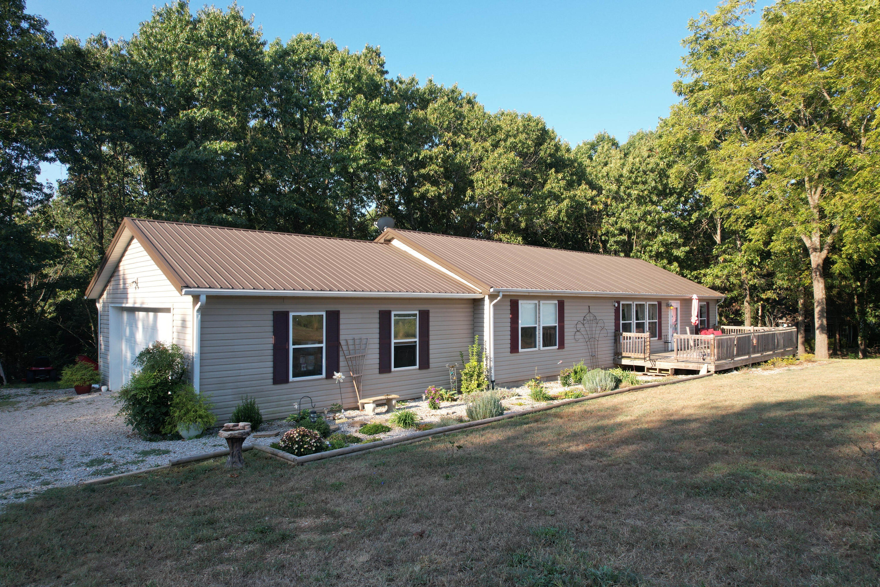 12055 Bridge Mountain Drive Property Photo 29
