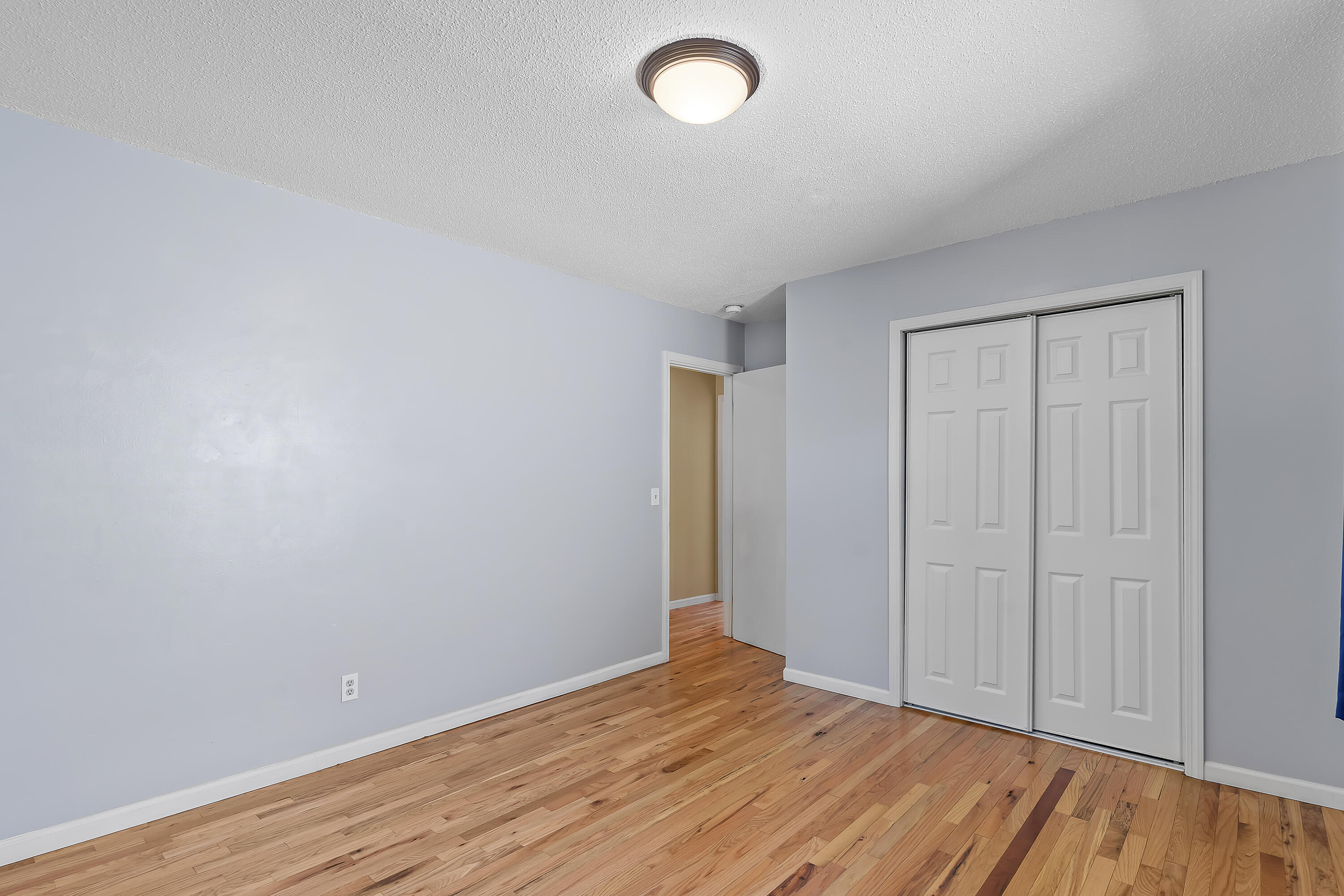 701 East Edgewood Street Property Photo 19