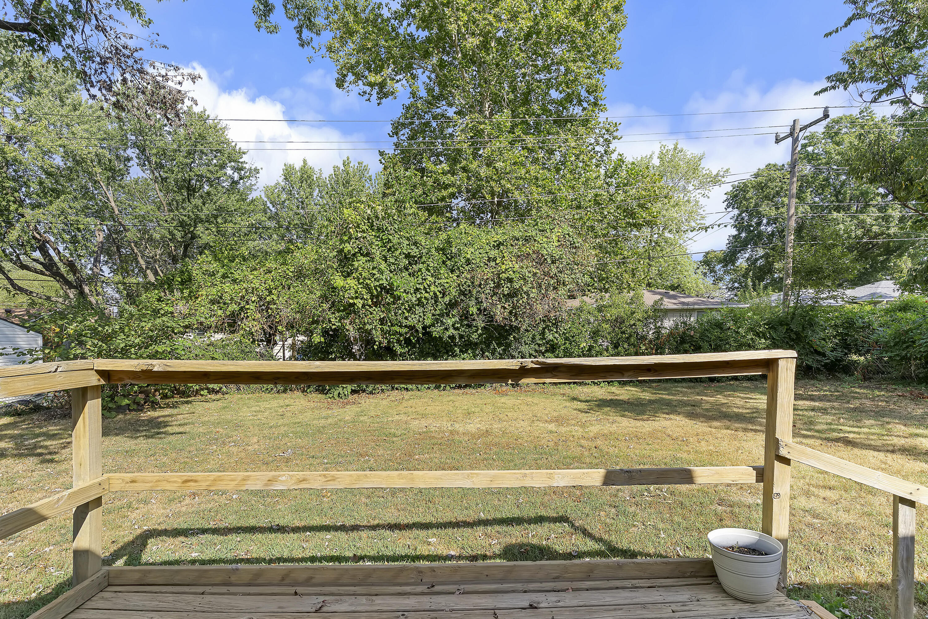 701 East Edgewood Street Property Photo 27
