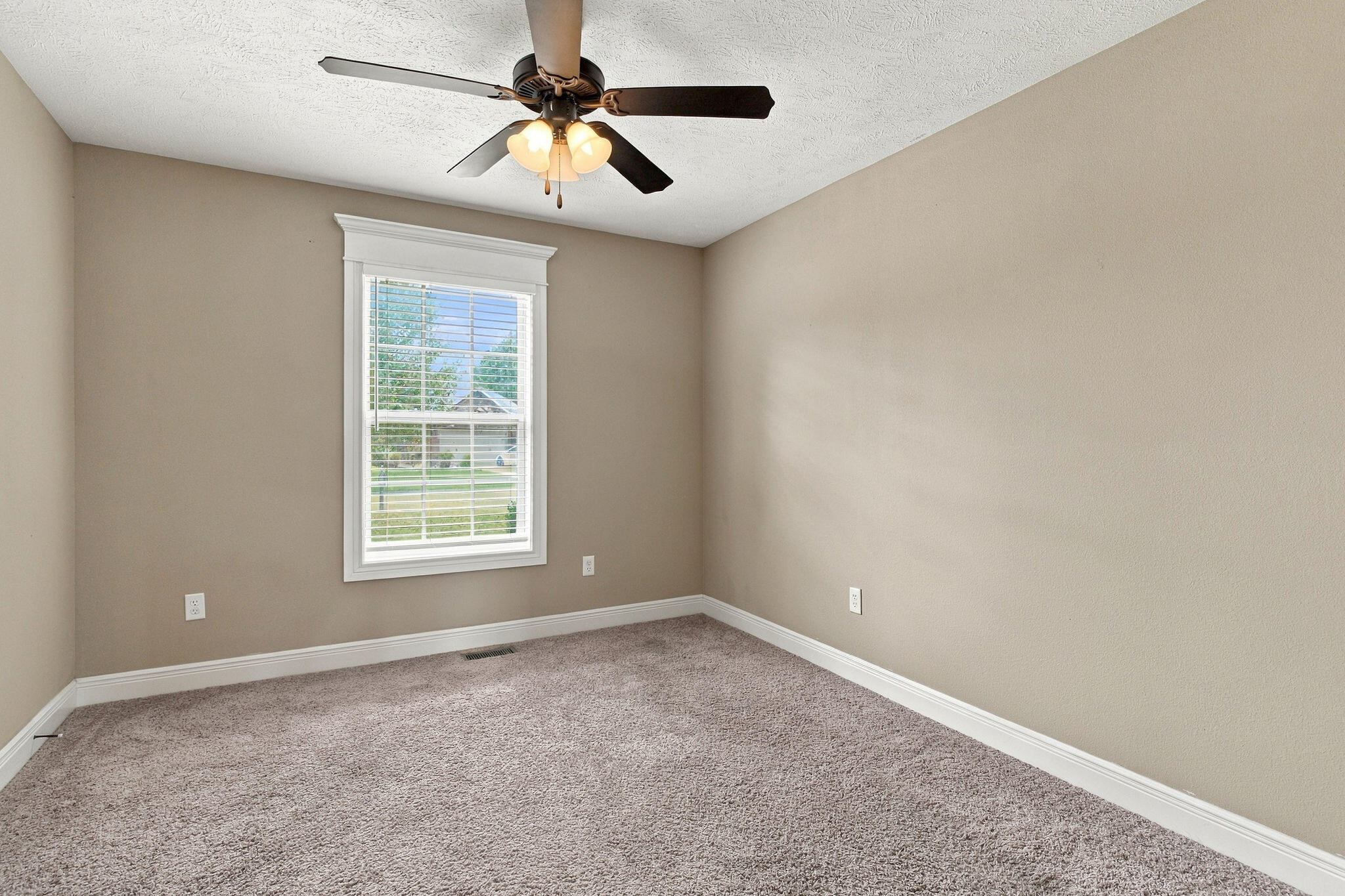 4535 East Cromwell Street Property Photo 18