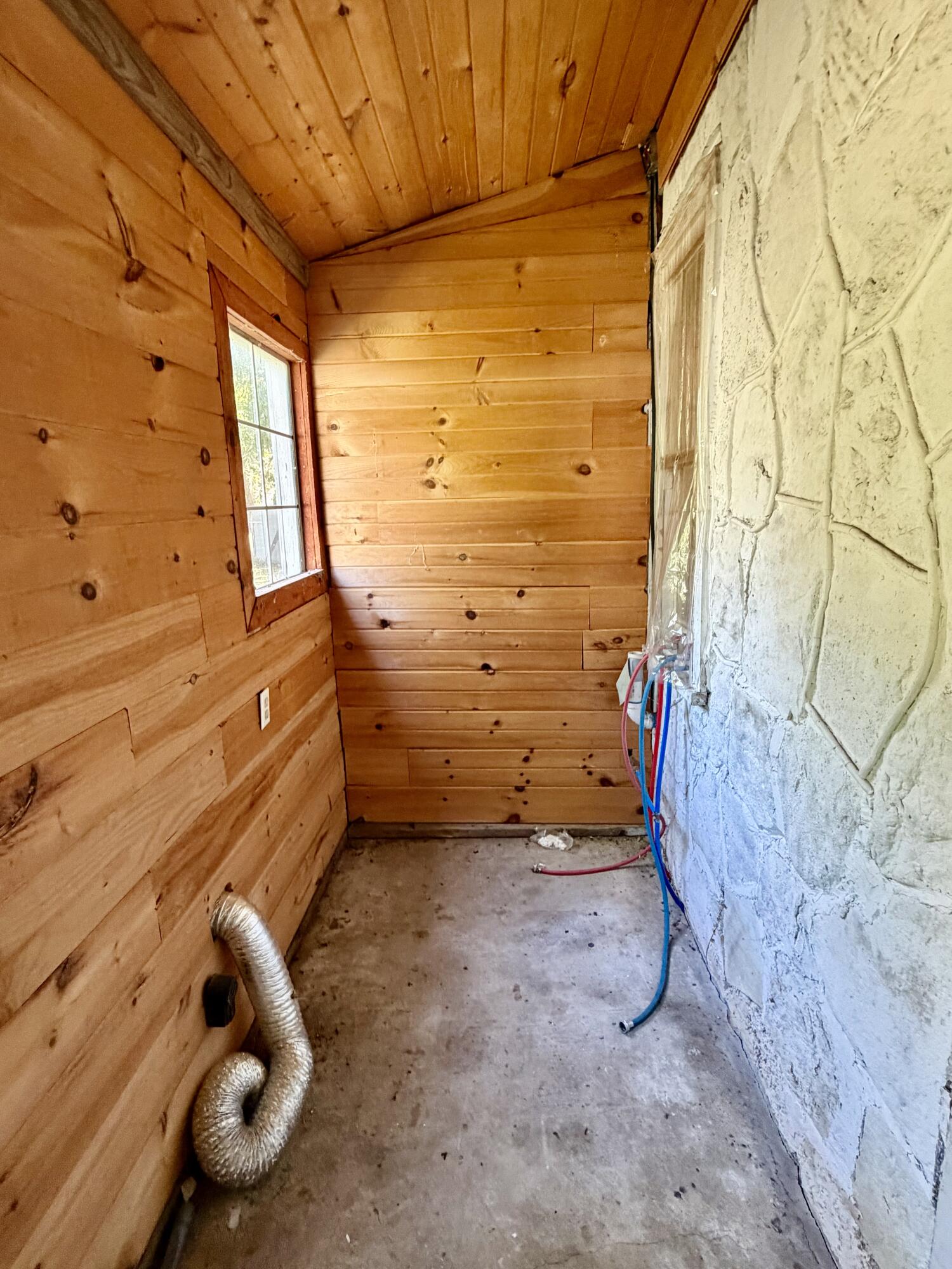 308 South High Street Property Photo 9