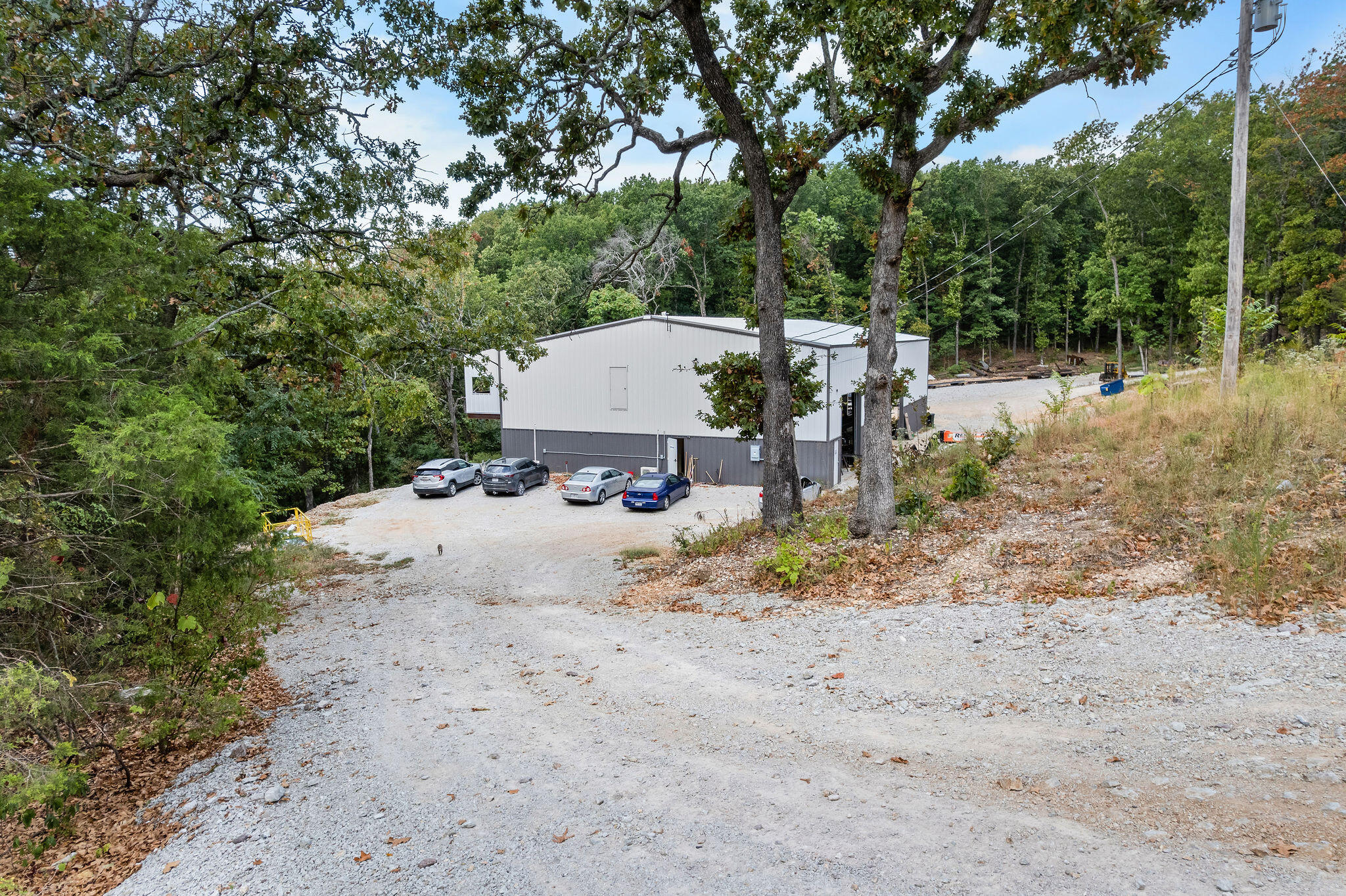 476 Shelton Drive Property Photo 4