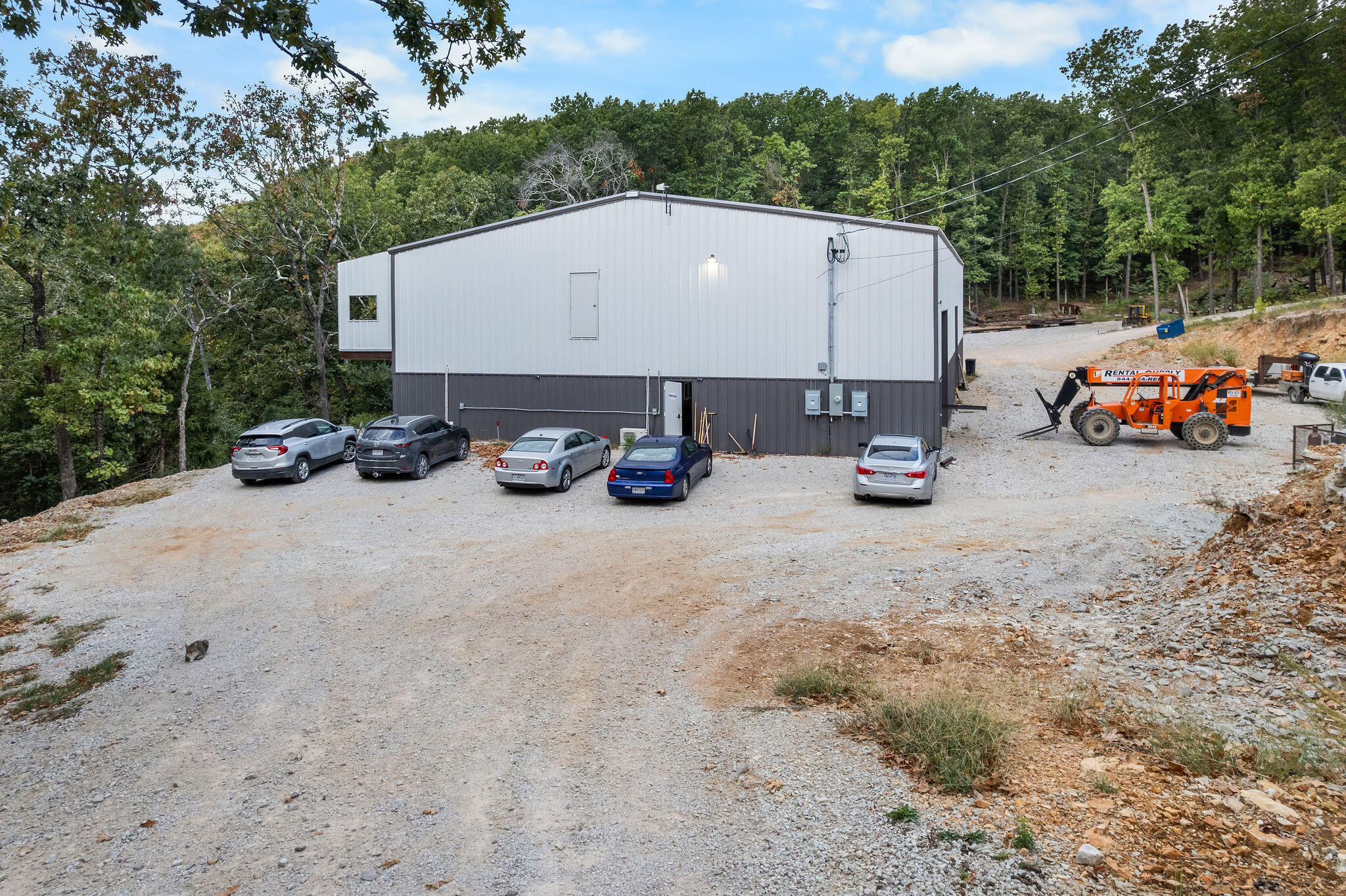 476 Shelton Drive Property Photo 5