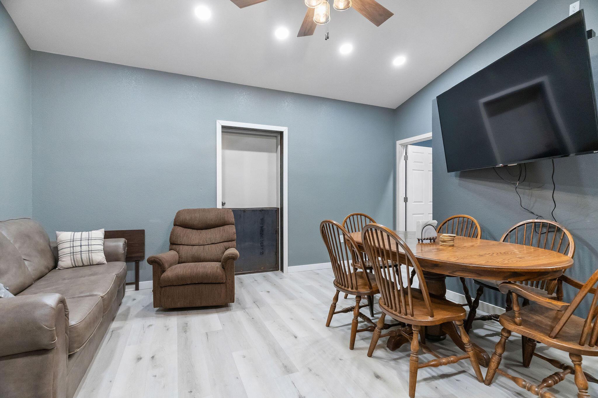 476 Shelton Drive Property Photo 23