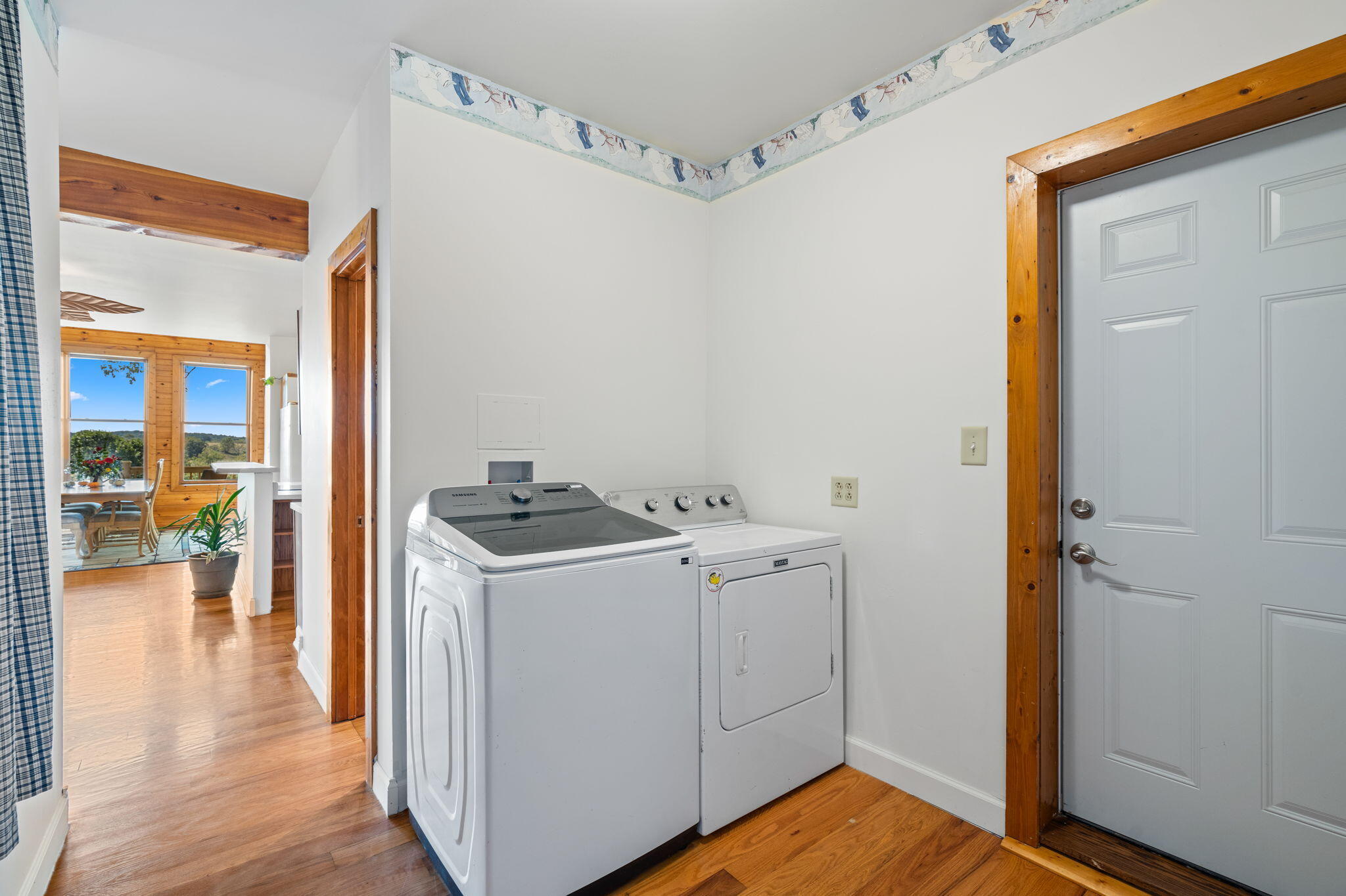2890 Panther Creek Road Property Photo 24