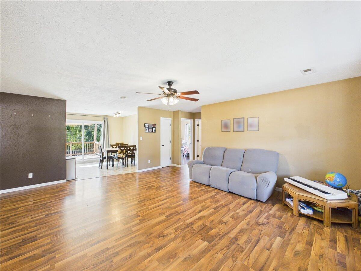 32 Springwoods Loop Property Photo 16