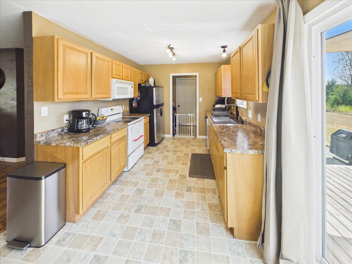 32 Springwoods Loop Property Photo 30