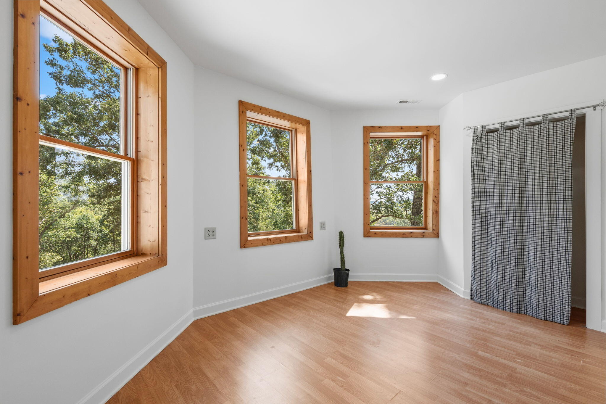 2890 Panther Creek Road Property Photo 46