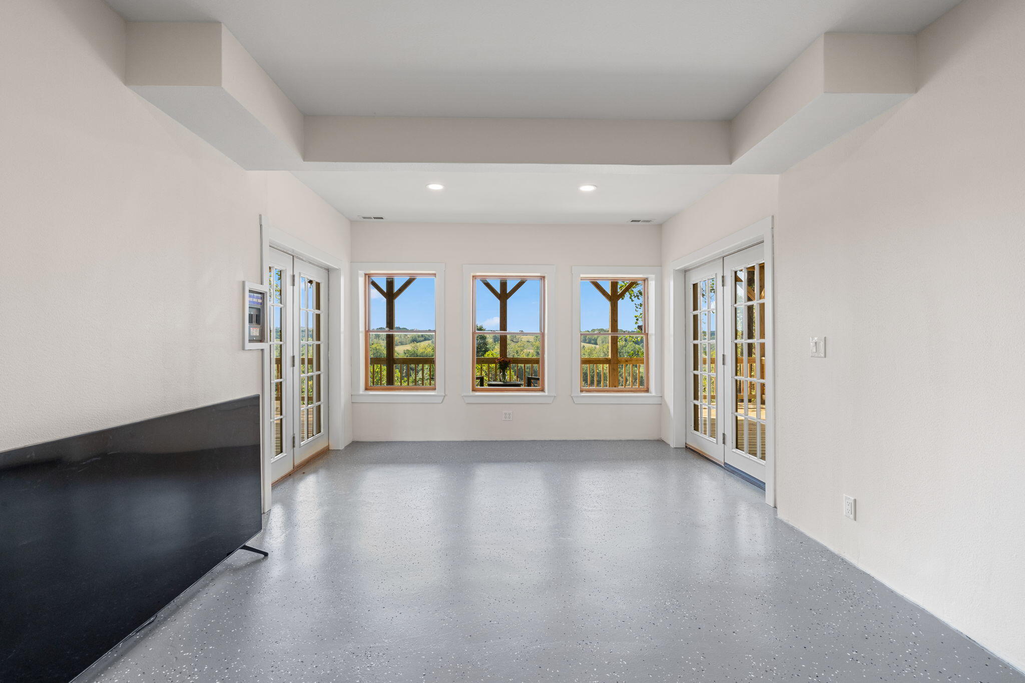2890 Panther Creek Road Property Photo 48