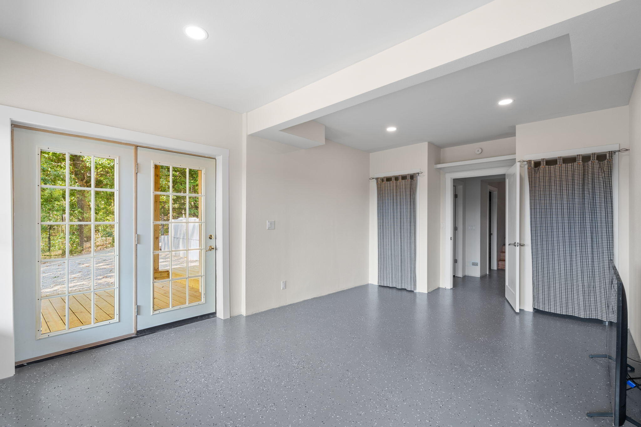 2890 Panther Creek Road Property Photo 50