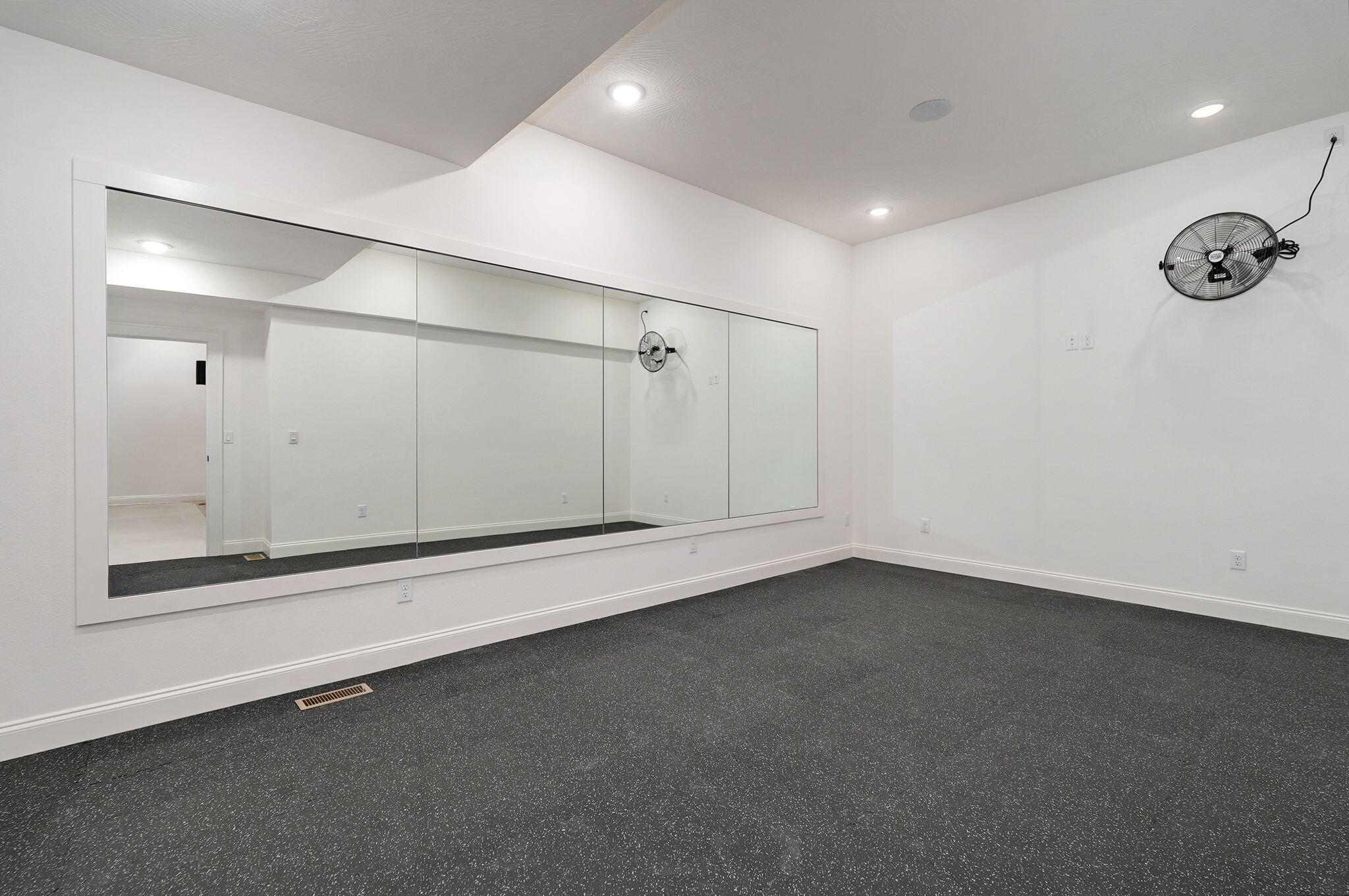 6041 South Dollison Avenue Property Photo 68