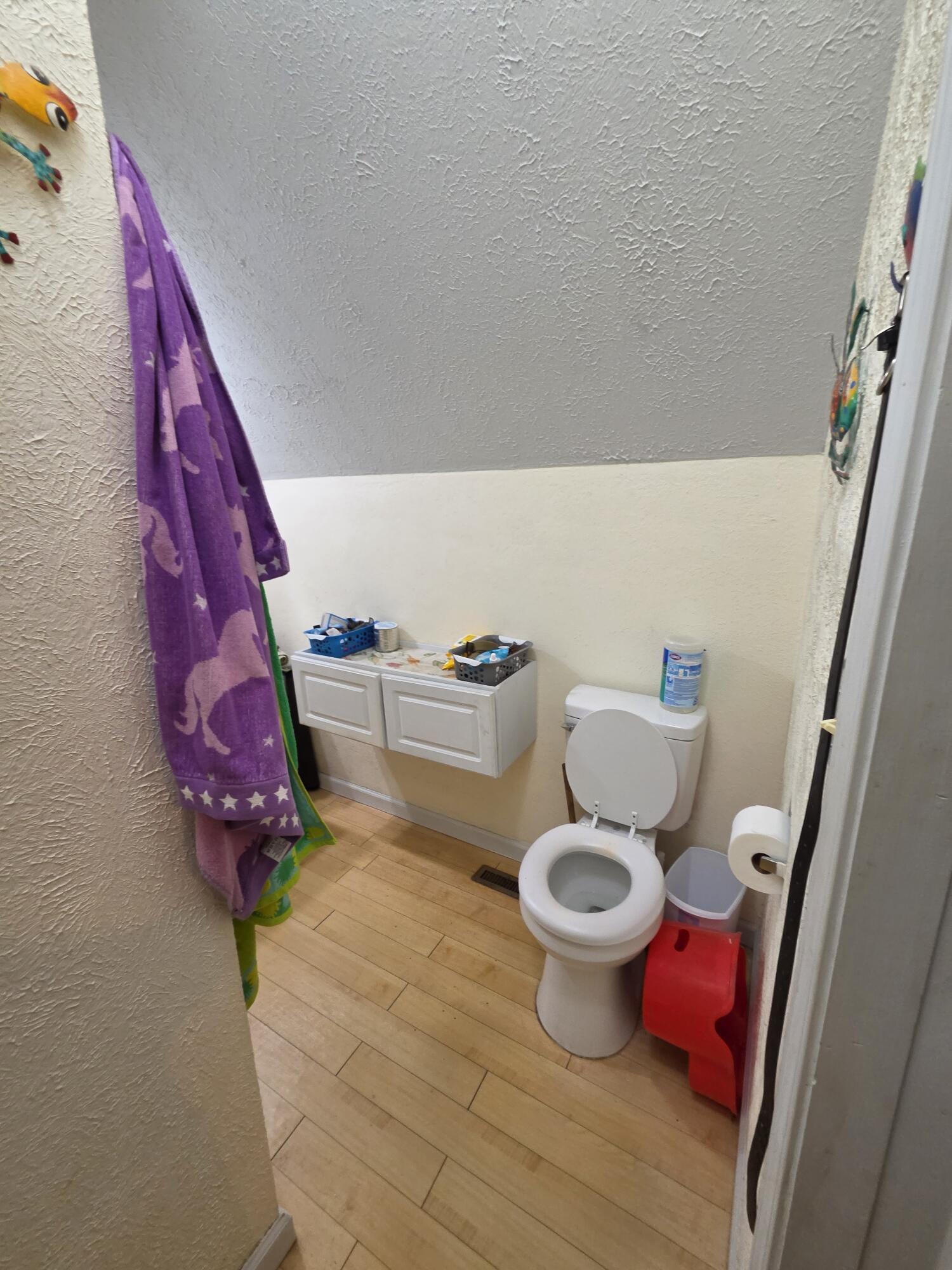 411 Juniper Avenue Property Photo 8