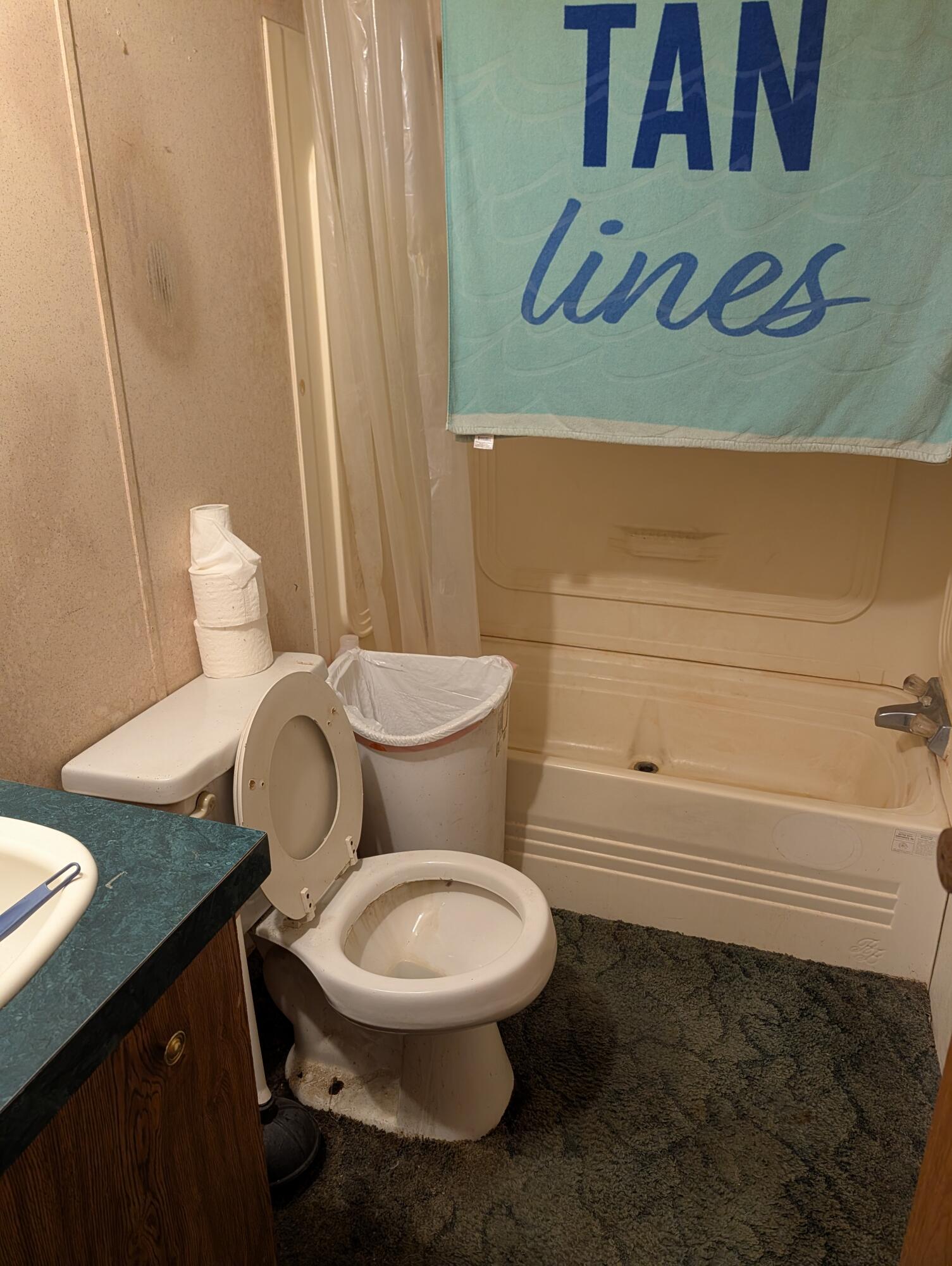 411 Juniper Avenue Property Photo 14
