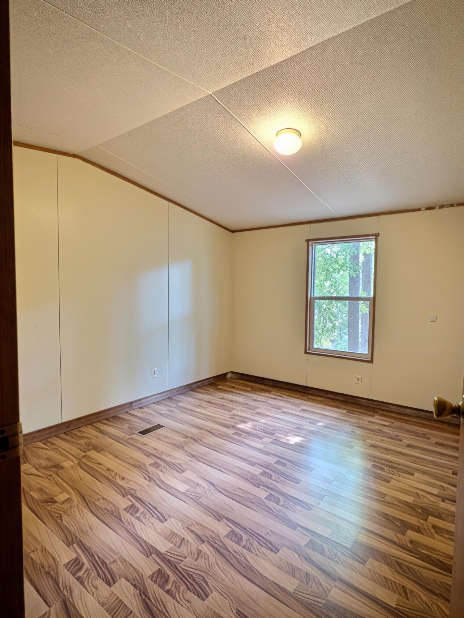 216 Hillcrest Circle Property Photo 11