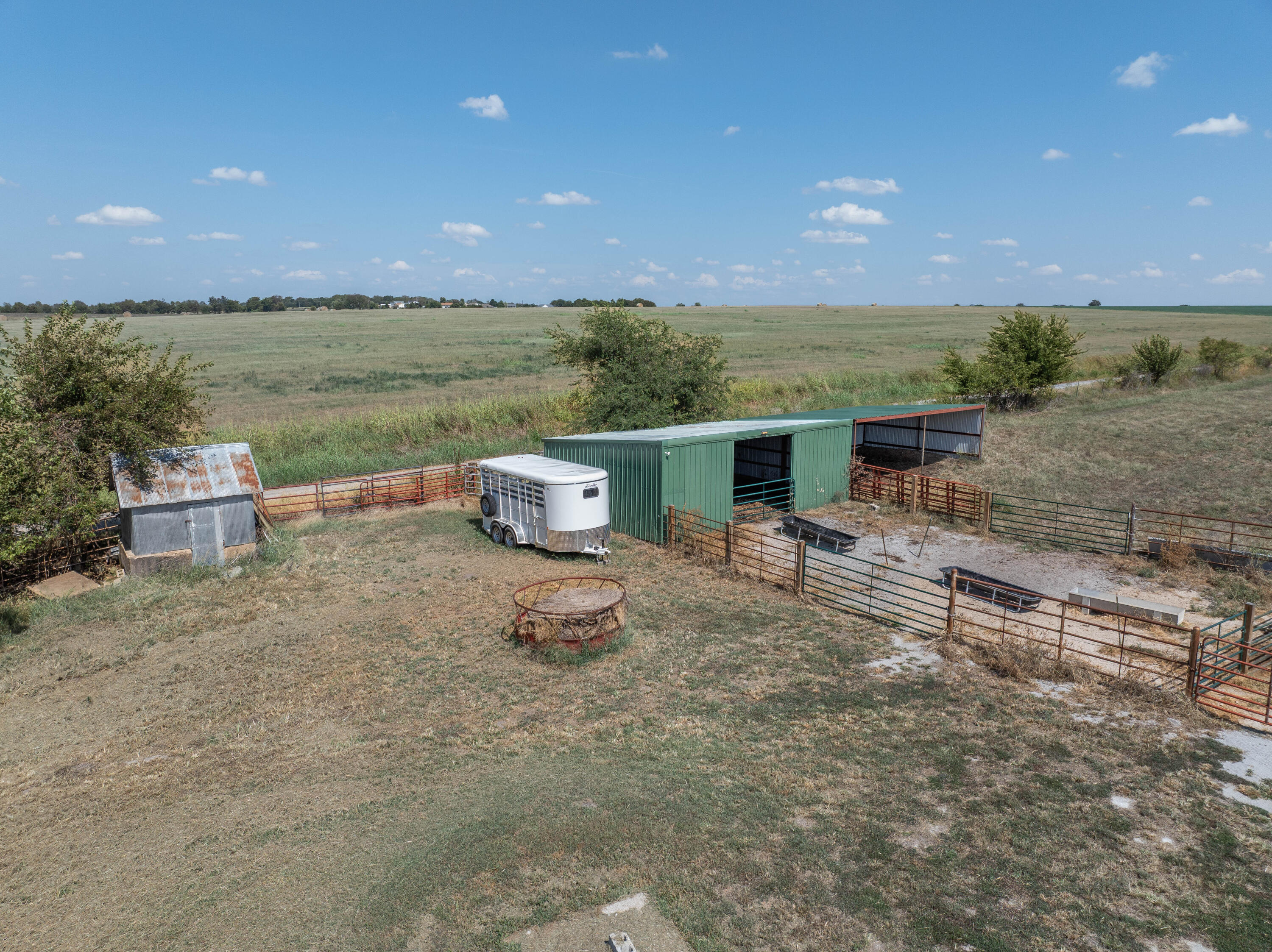 1584 East 517th Road Property Photo 47