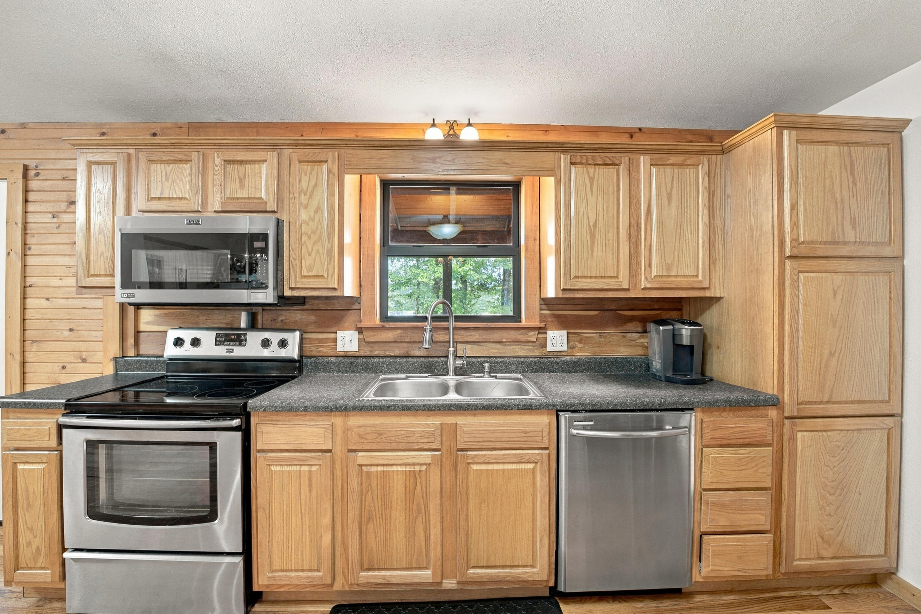 2148 Private Road 2421 Property Photo 16