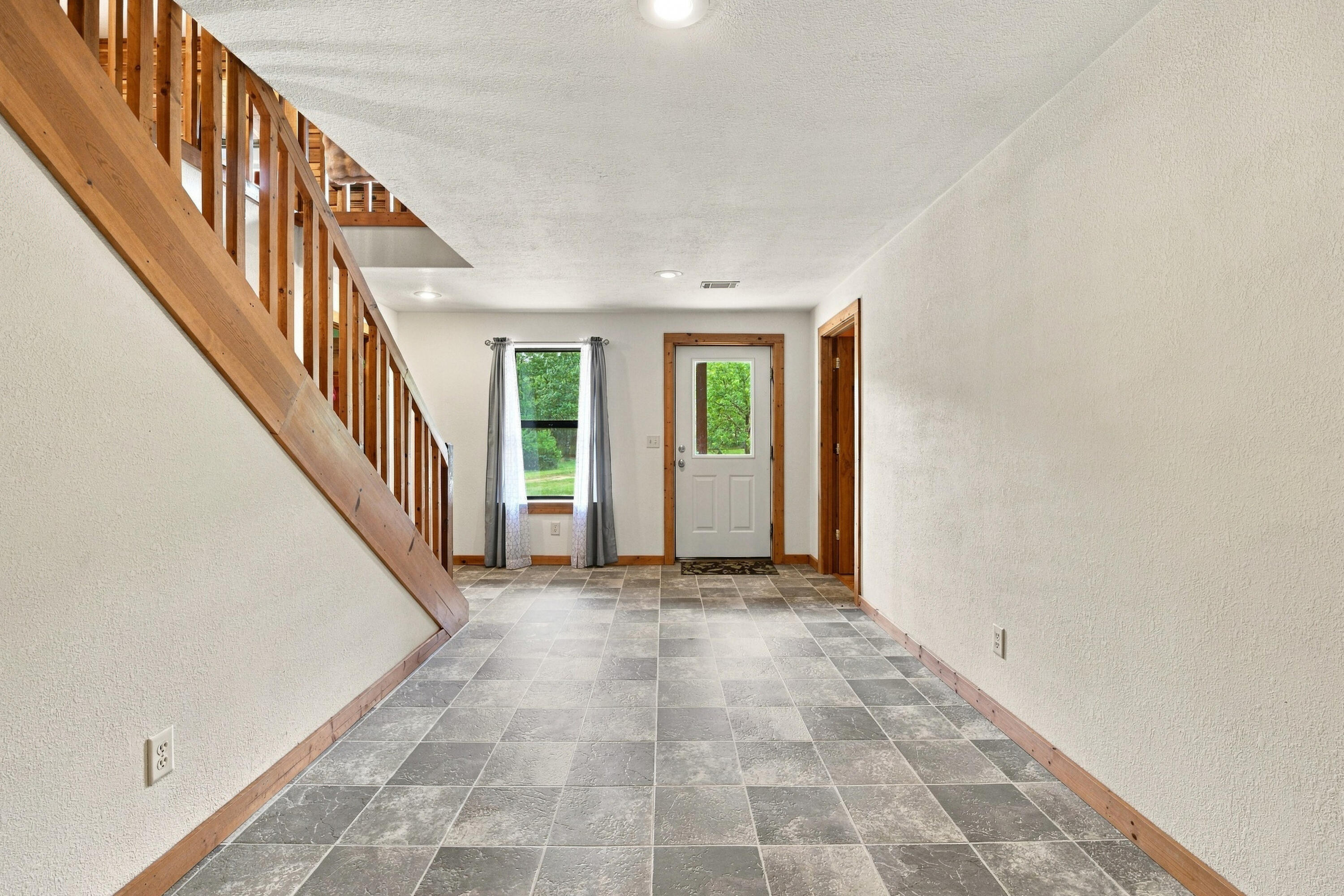 2148 Private Road 2421 Property Photo 31