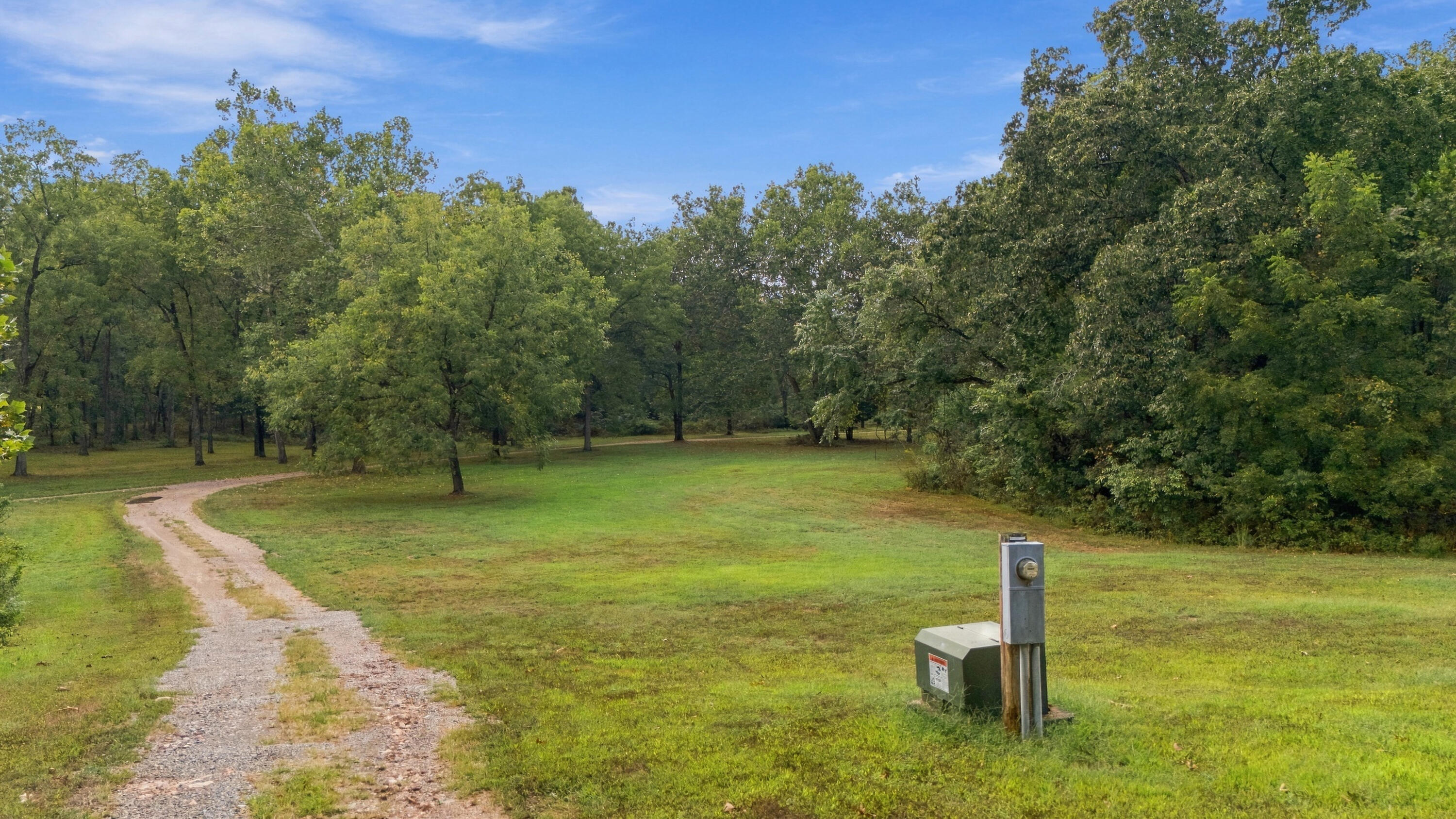 2148 Private Road 2421 Property Photo 52