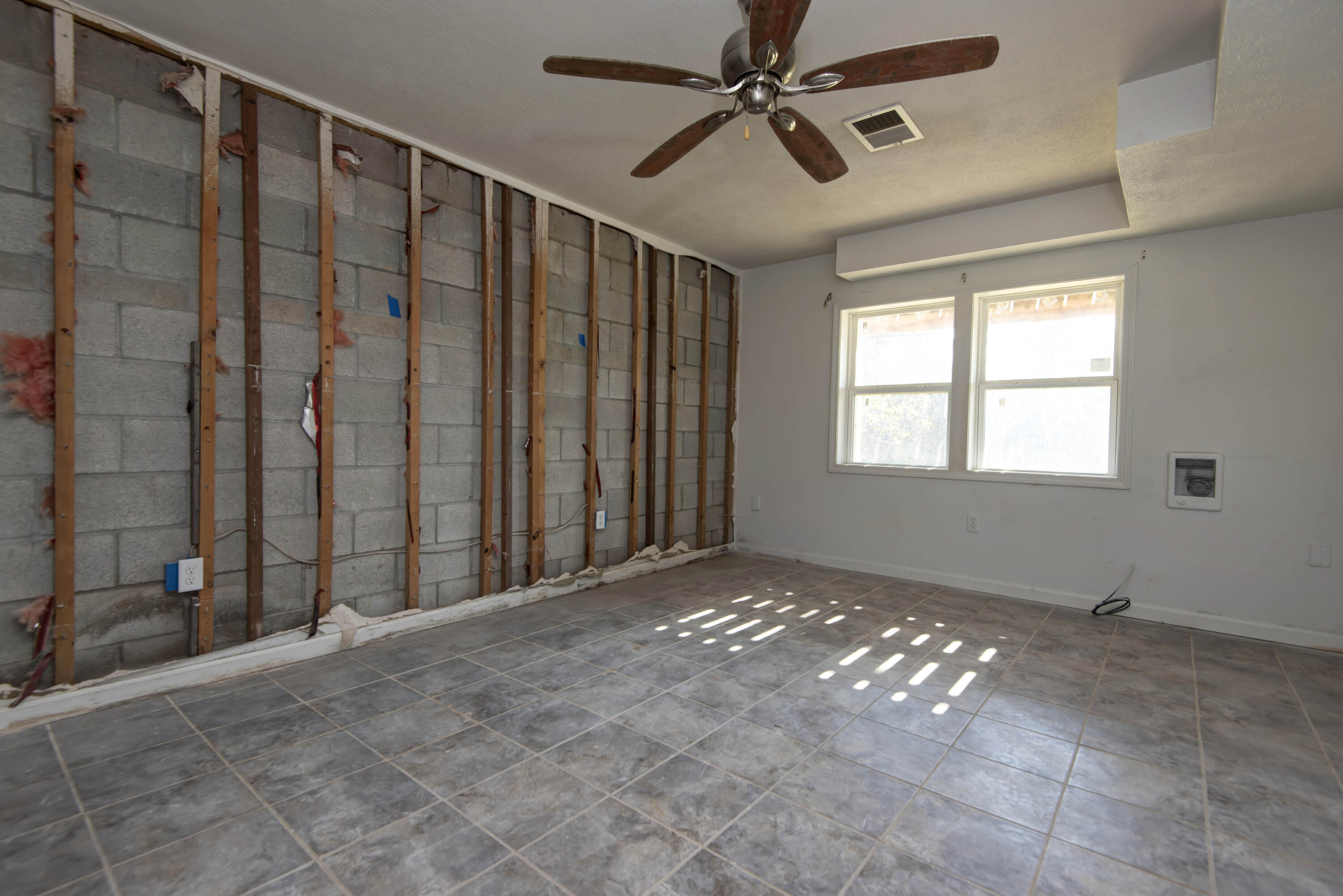 94 Lakeshore Drive Property Photo 16