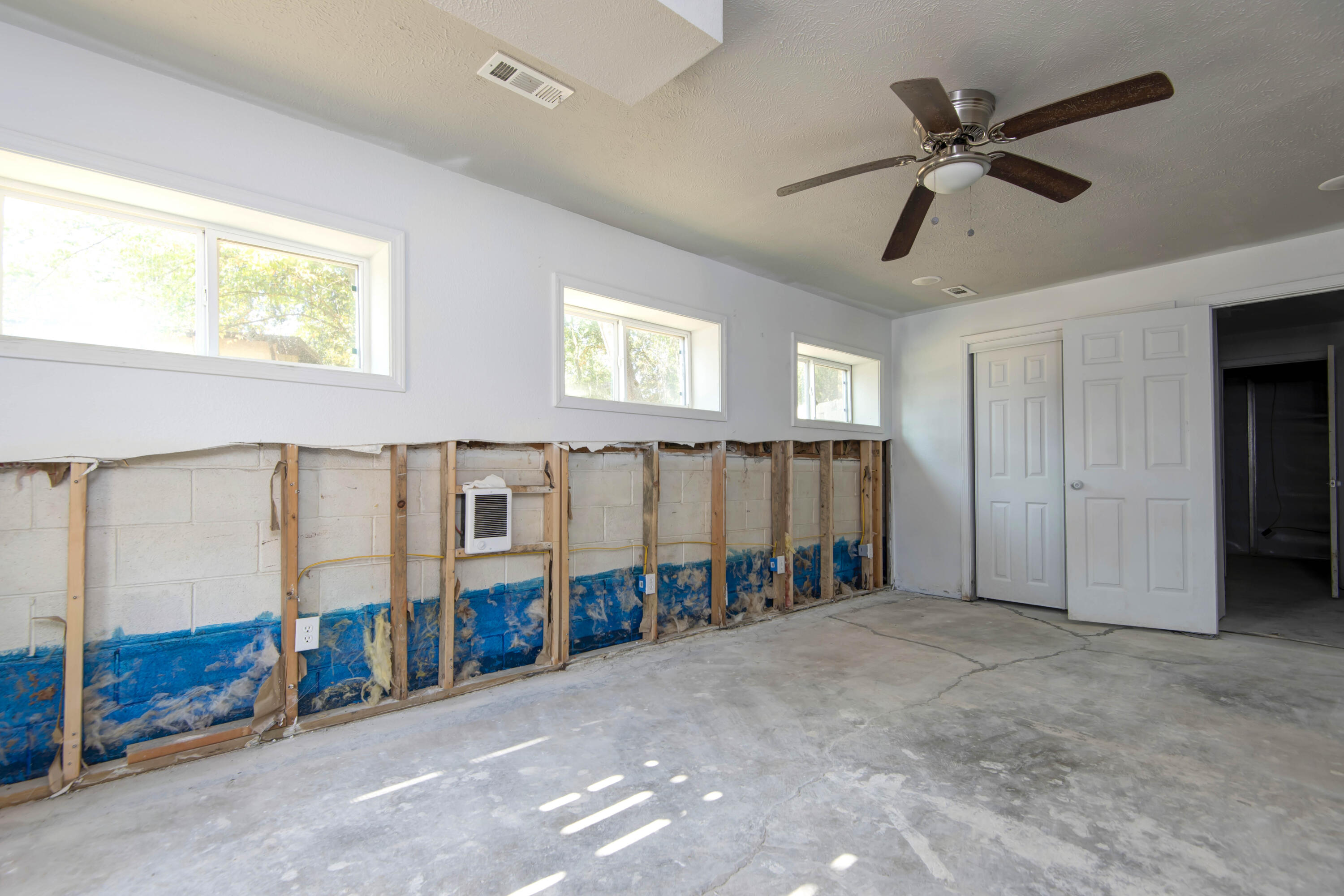 94 Lakeshore Drive Property Photo 17