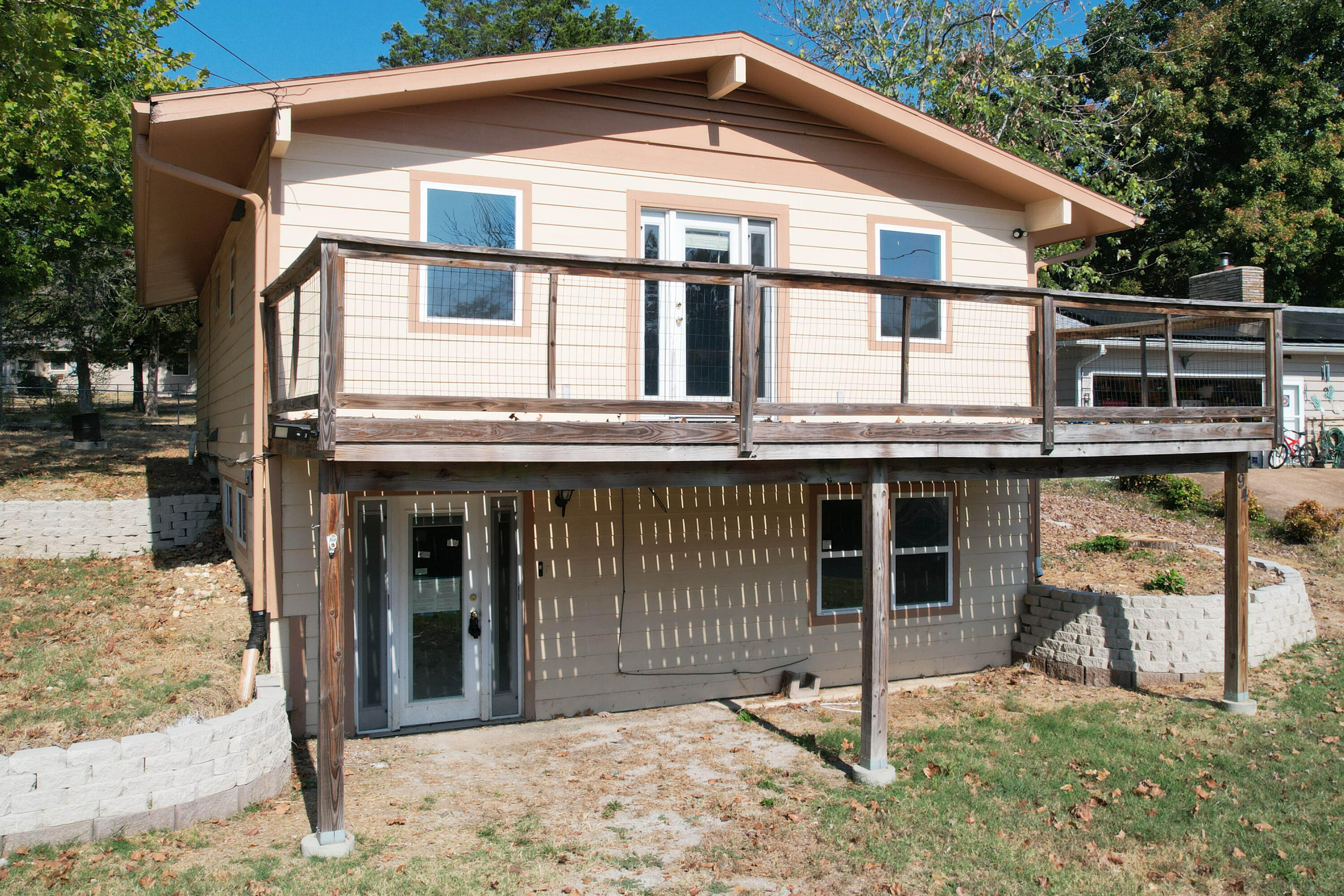 94 Lakeshore Drive Property Photo 22