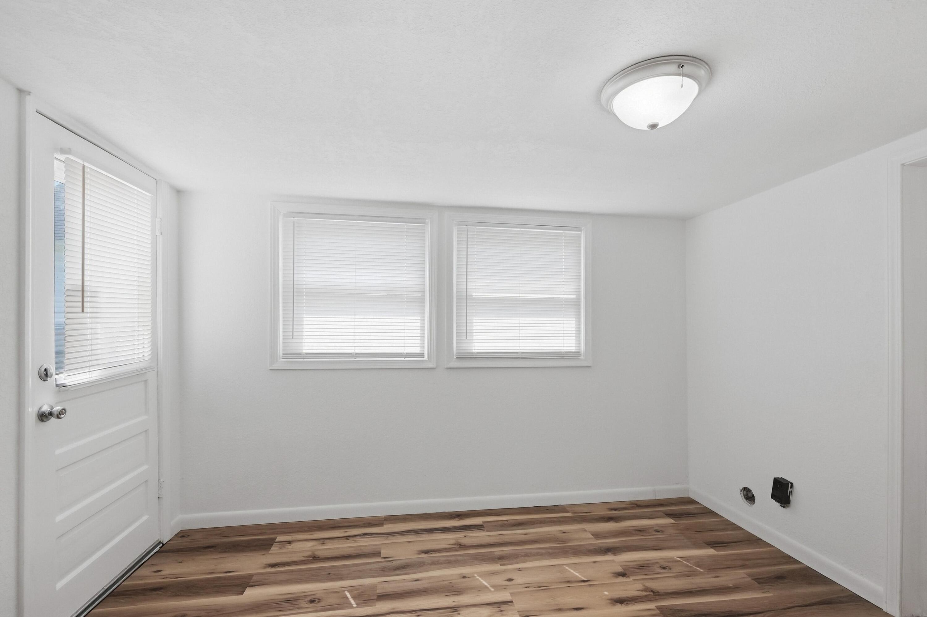 1410 South Byers Avenue Property Photo 21