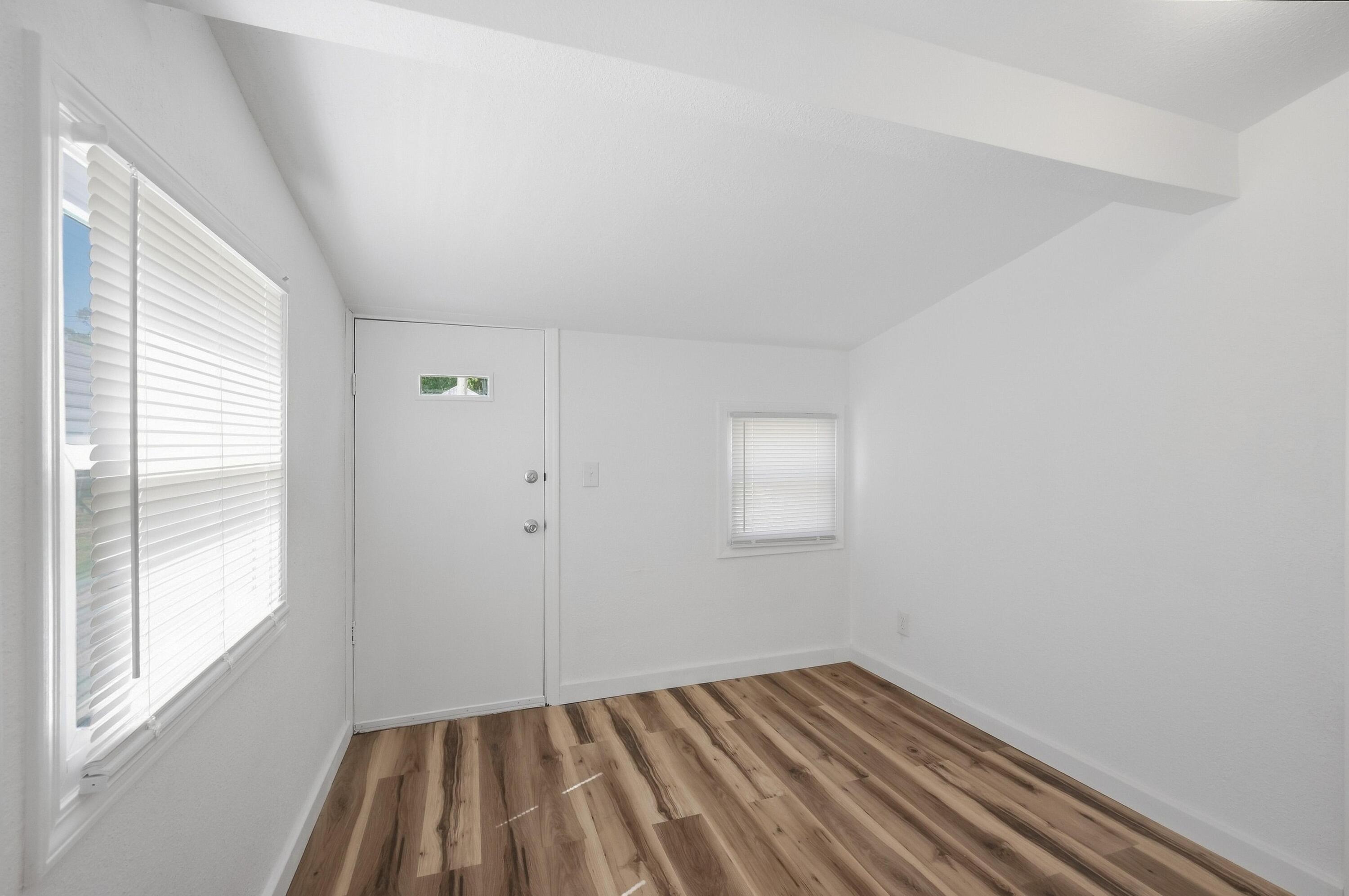 1410 South Byers Avenue Property Photo 22