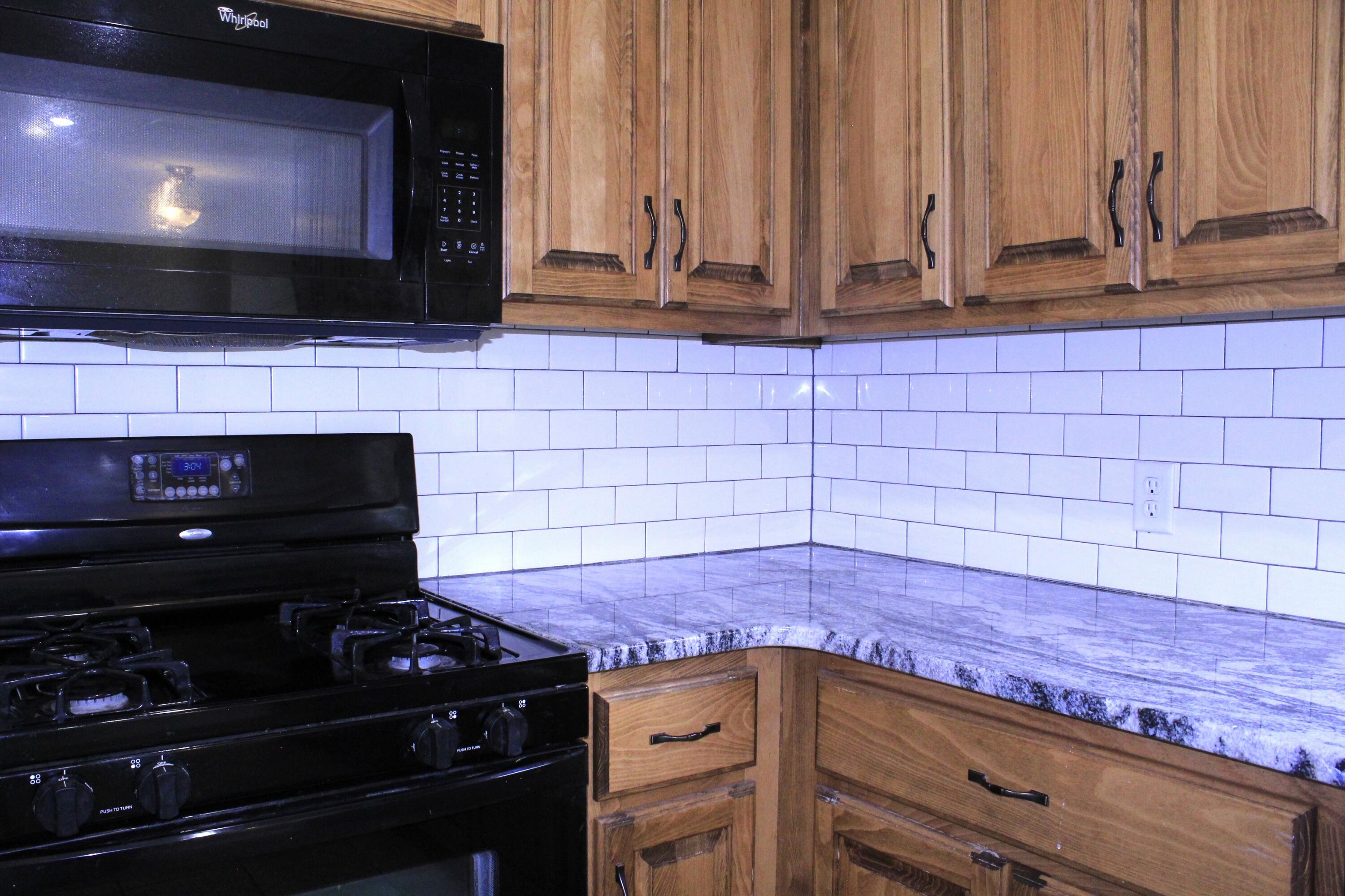 1054 South Peach Tree Avenue Property Photo 9