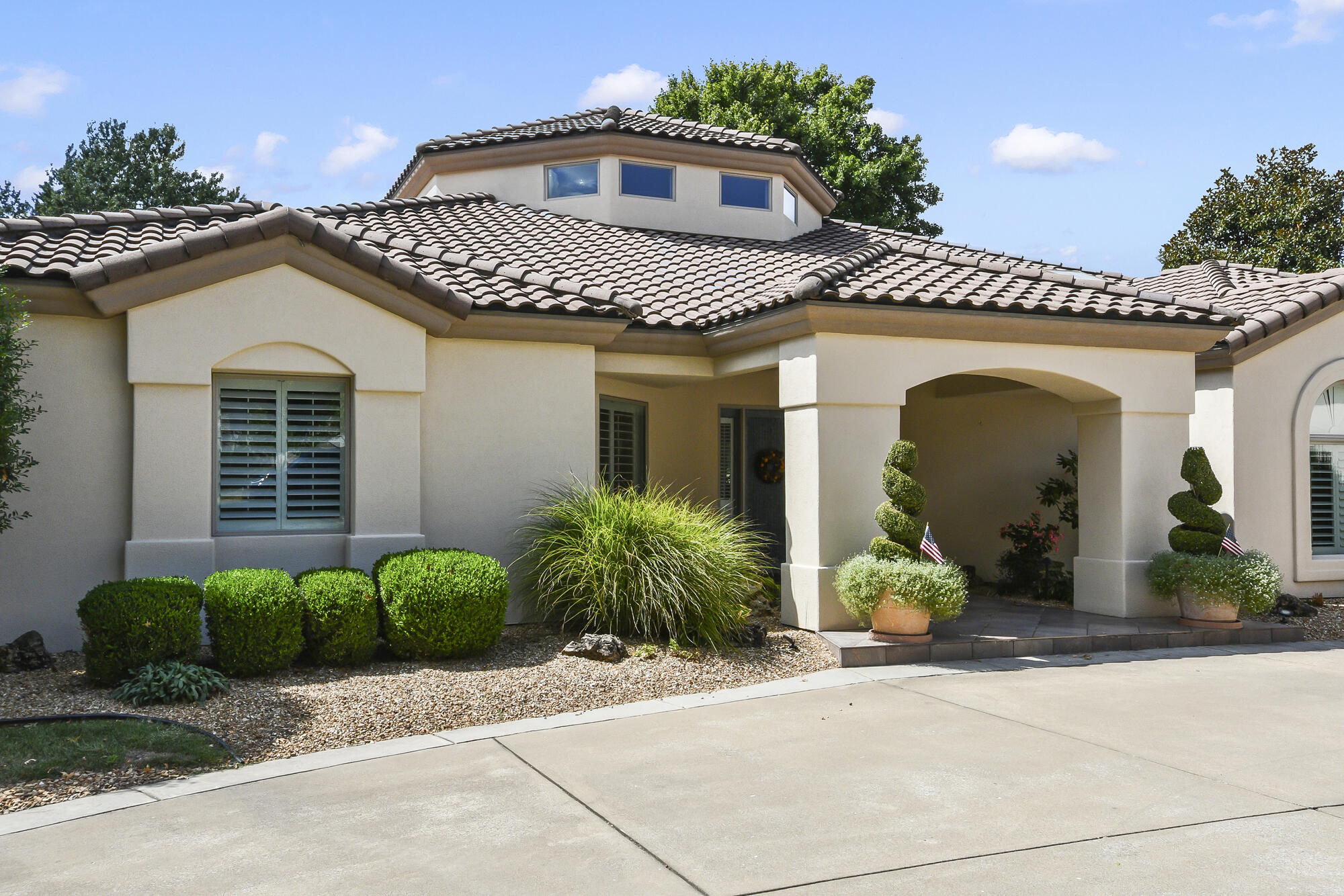 5181 South Stonehaven Drive Property Photo 7